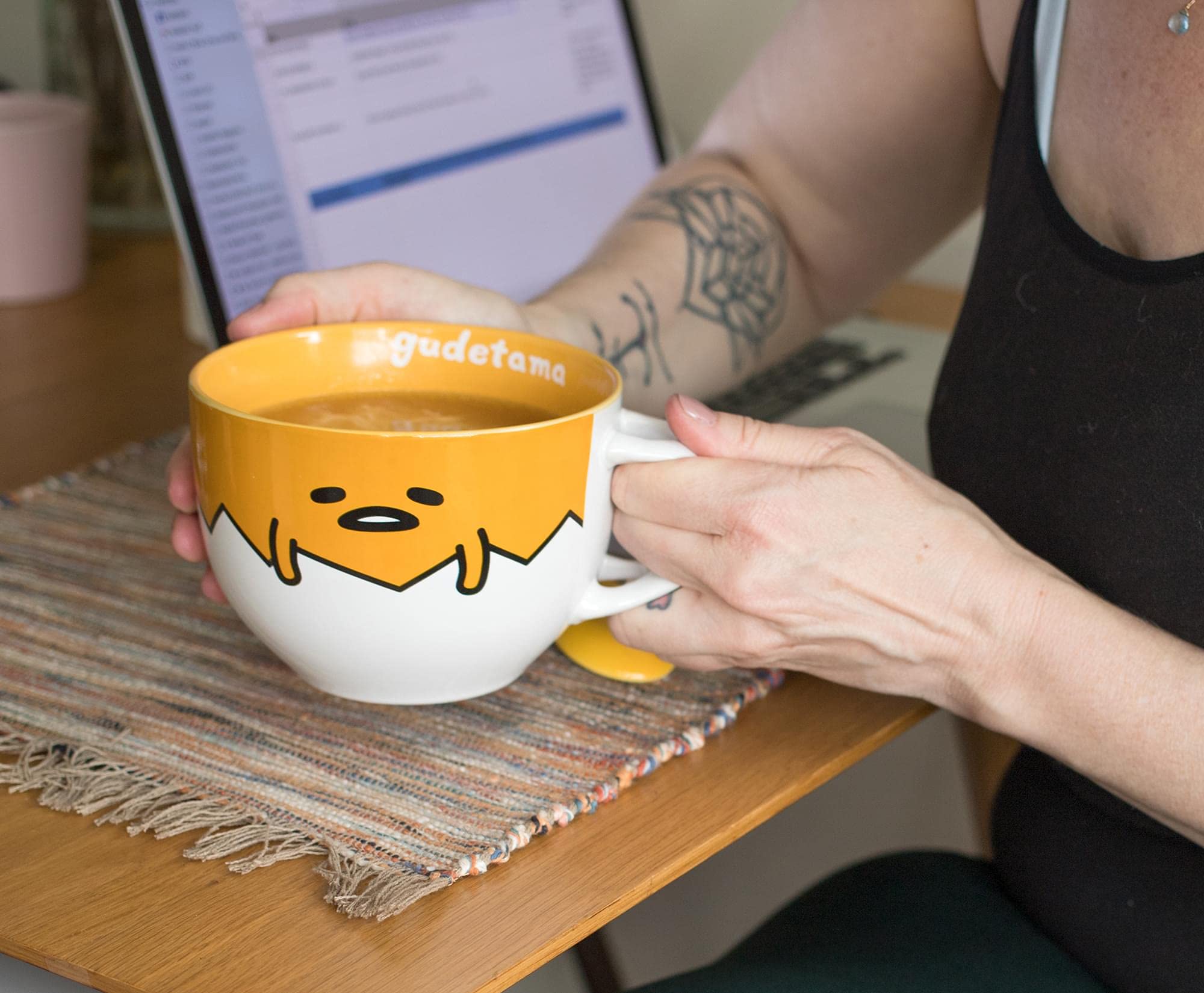 Foto 7 pulgar | Taza De Sopa De Cerámica Silver Buffalo Gudetama Dangerous 710 Ml - Venta Internacional.