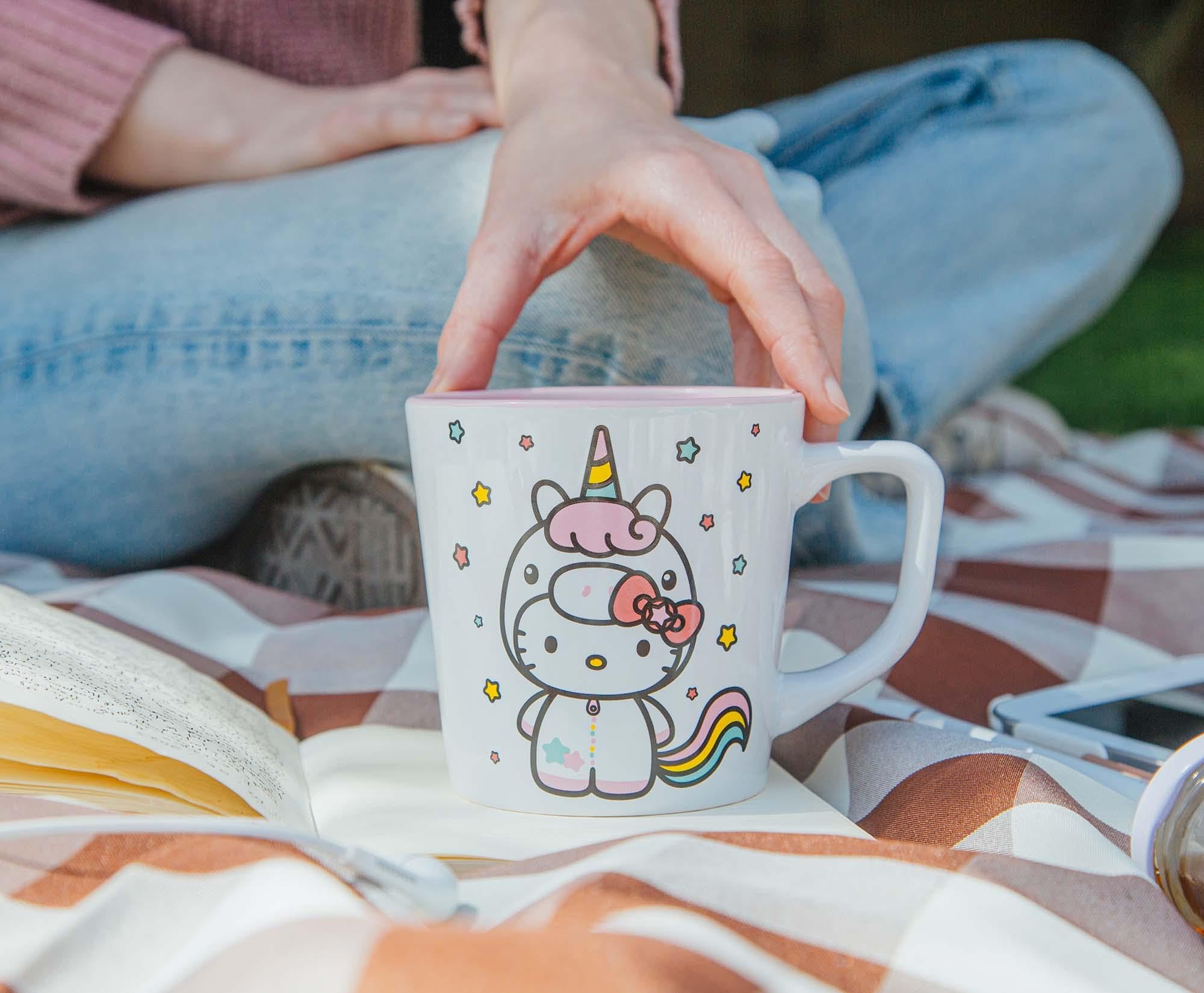 Foto 6 | Taza Con Leche Silver Buffalo Sanrio Hello Kitty Unicorn, 500 Ml - Venta Internacional.