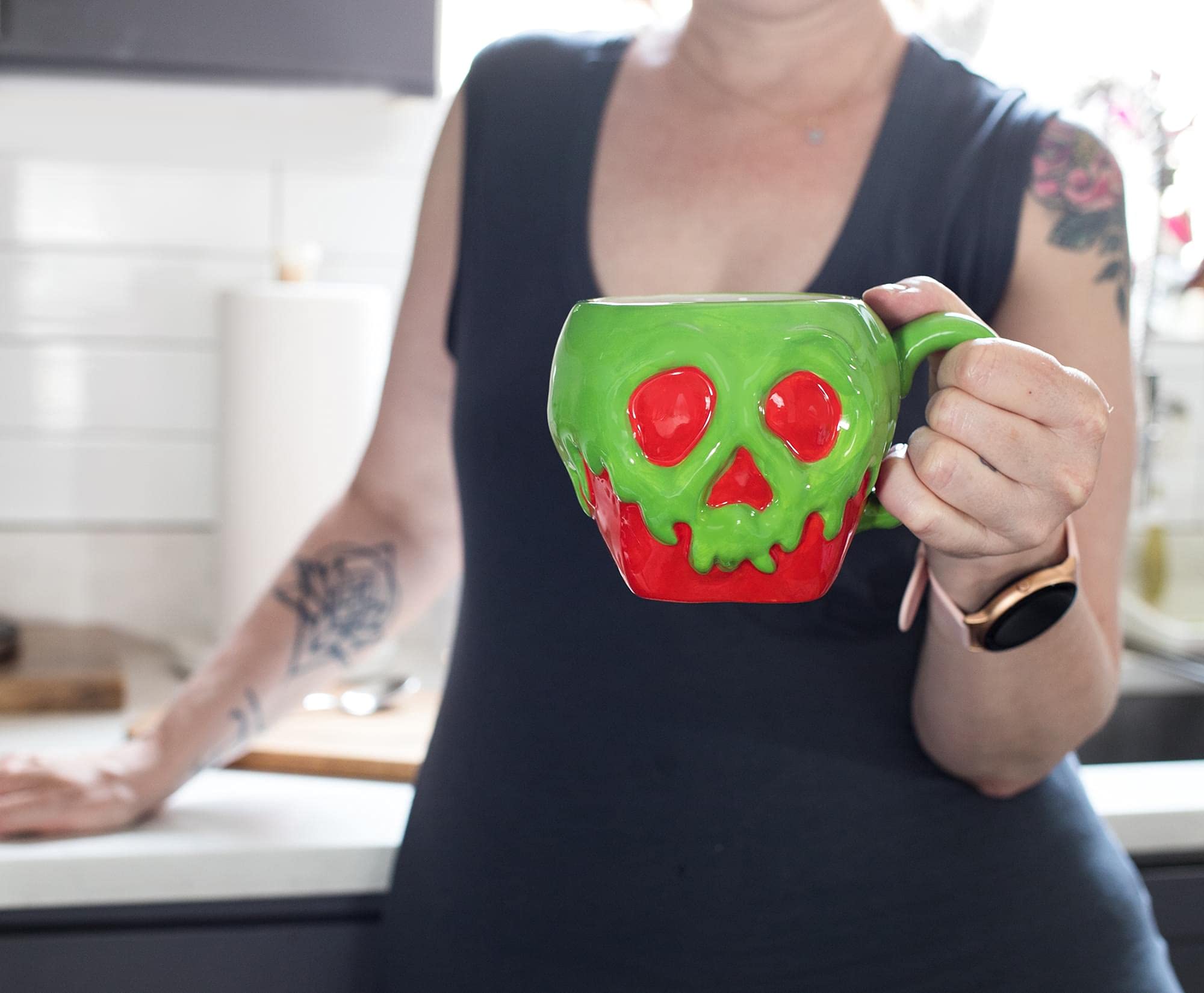 Foto 5 pulgar | Taza De Café Disney Evil Queen Poison Apple, 600 Ml, Cerámica - Venta Internacional.