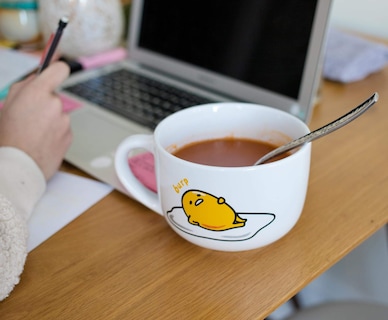 Foto 4 | Taza Para Sopa Silver Buffalo Sanrio Gudetama Burp Late Night, 600 Ml - Venta Internacional.