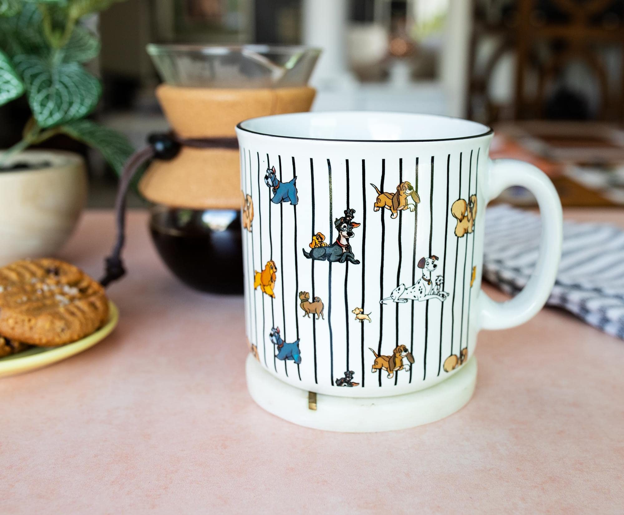 Foto 4 pulgar | Taza De Cerámica Camper Silver Buffalo Disney Dogs, 600 Ml, Sin Bpa - Venta Internacional.