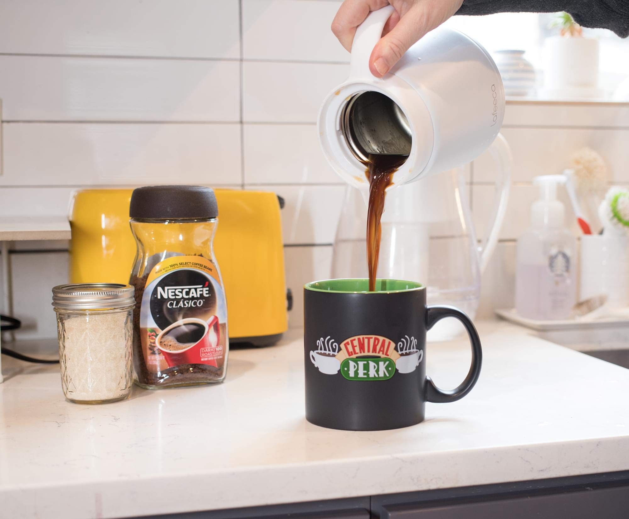 Foto 6 pulgar | Taza De Cerámica Silver Buffalo Friends Central Perk 600 Ml - Venta Internacional.