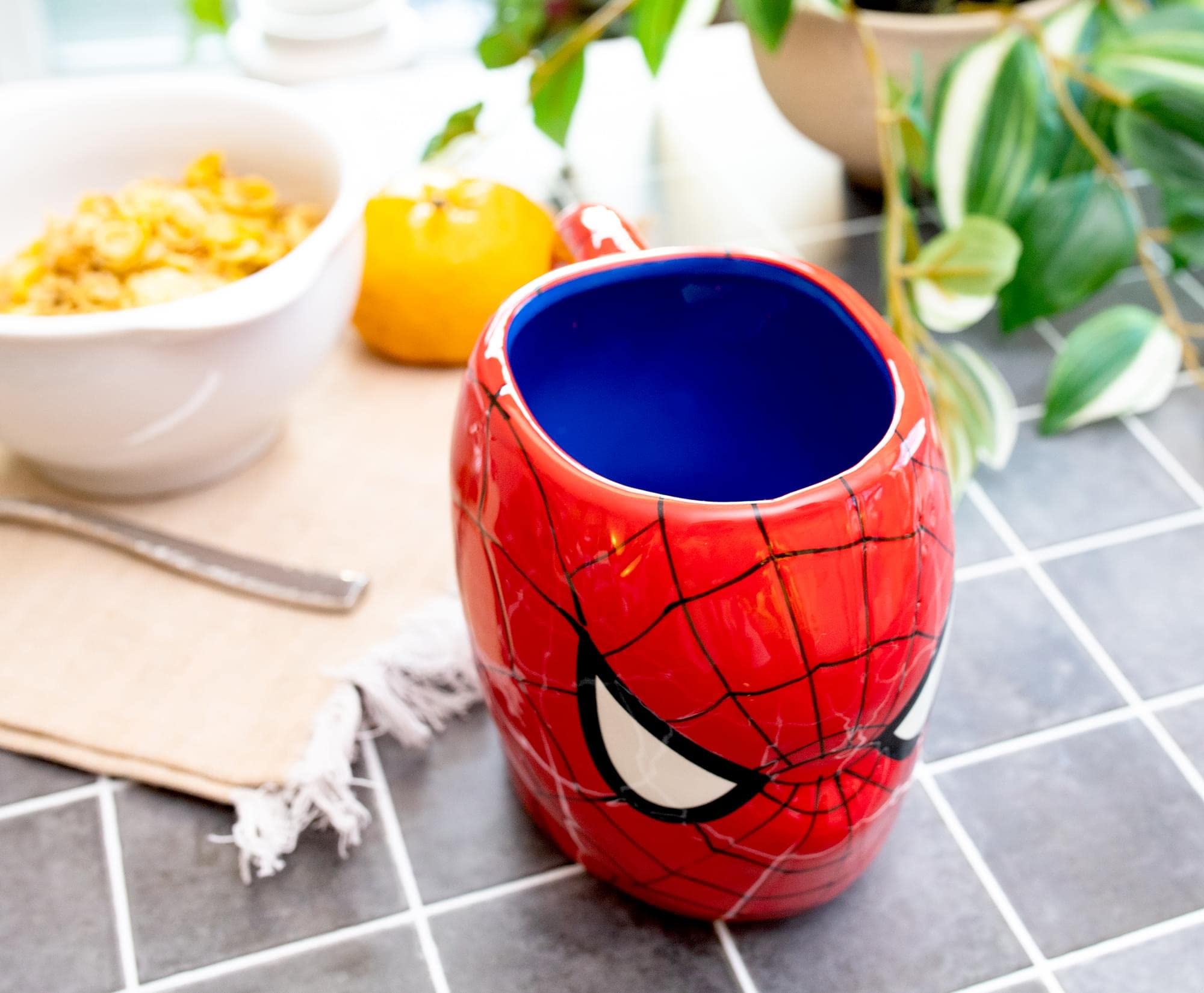 Foto 6 pulgar | Taza De Cerámica Plateada Con Diseño De Búfalo Marvel Spiderman Face 3d, 600 Ml - Venta Internacional.