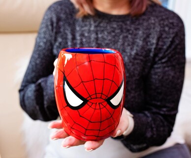 Foto 7 | Taza De Cerámica Plateada Con Diseño De Búfalo Marvel Spiderman Face 3d, 600 Ml - Venta Internacional.