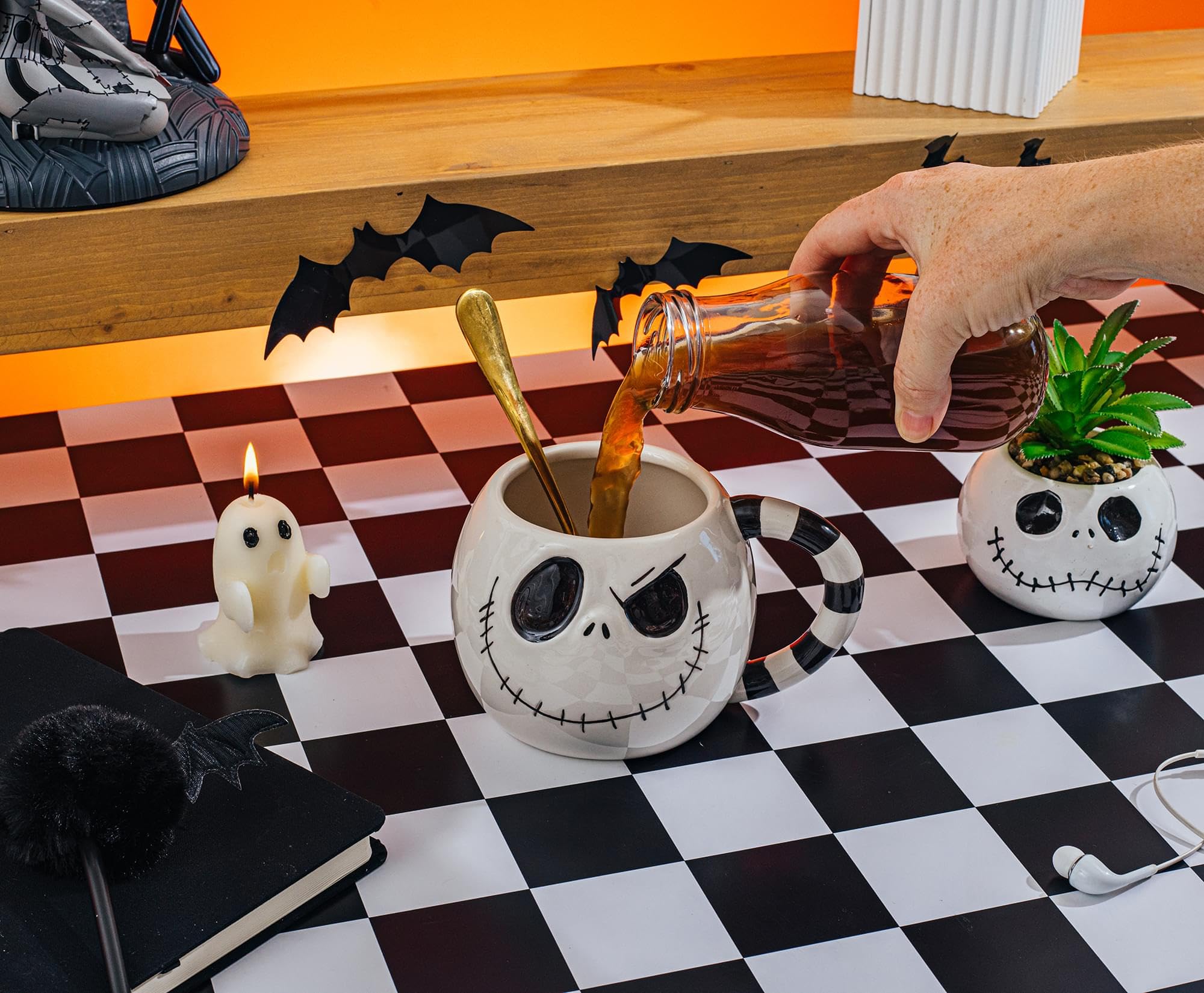 Foto 5 | Taza De Cerámica Plateada Buffalo Disney Nightmare Before Christmas - Venta Internacional.