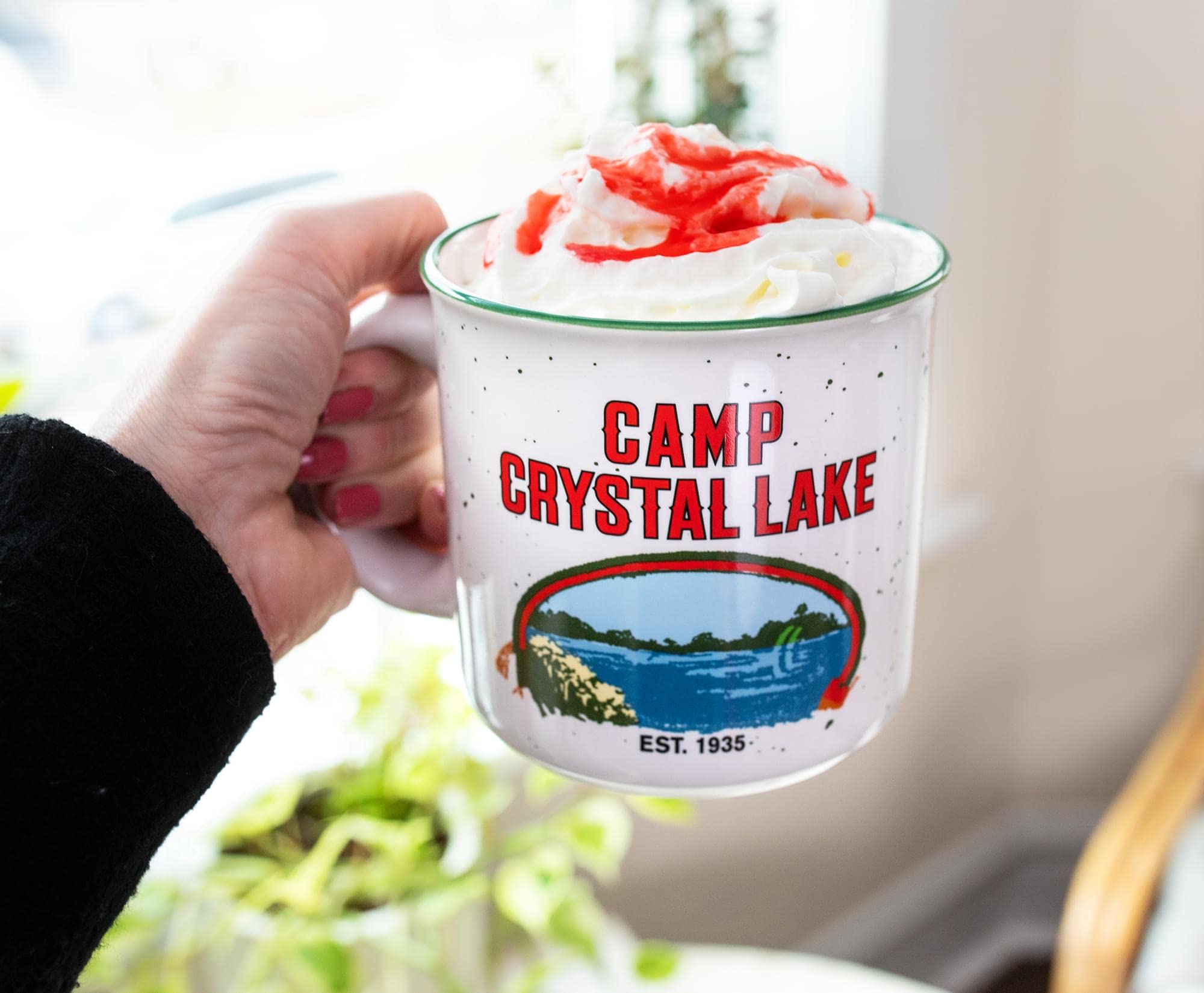 Foto 5 | Taza Camper De Cerámica Silver Buffalo Friday The 13th, 600 Ml - Venta Internacional.