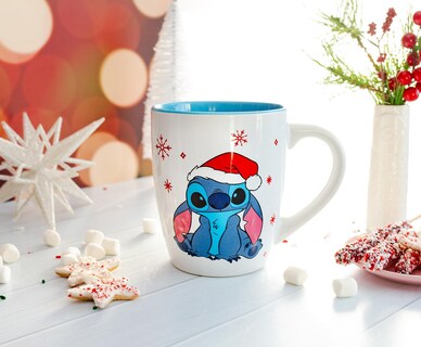Foto 3 | Taza de Café Lilo & Stitch Santa Stitch 750 ml - Venta Internacional
