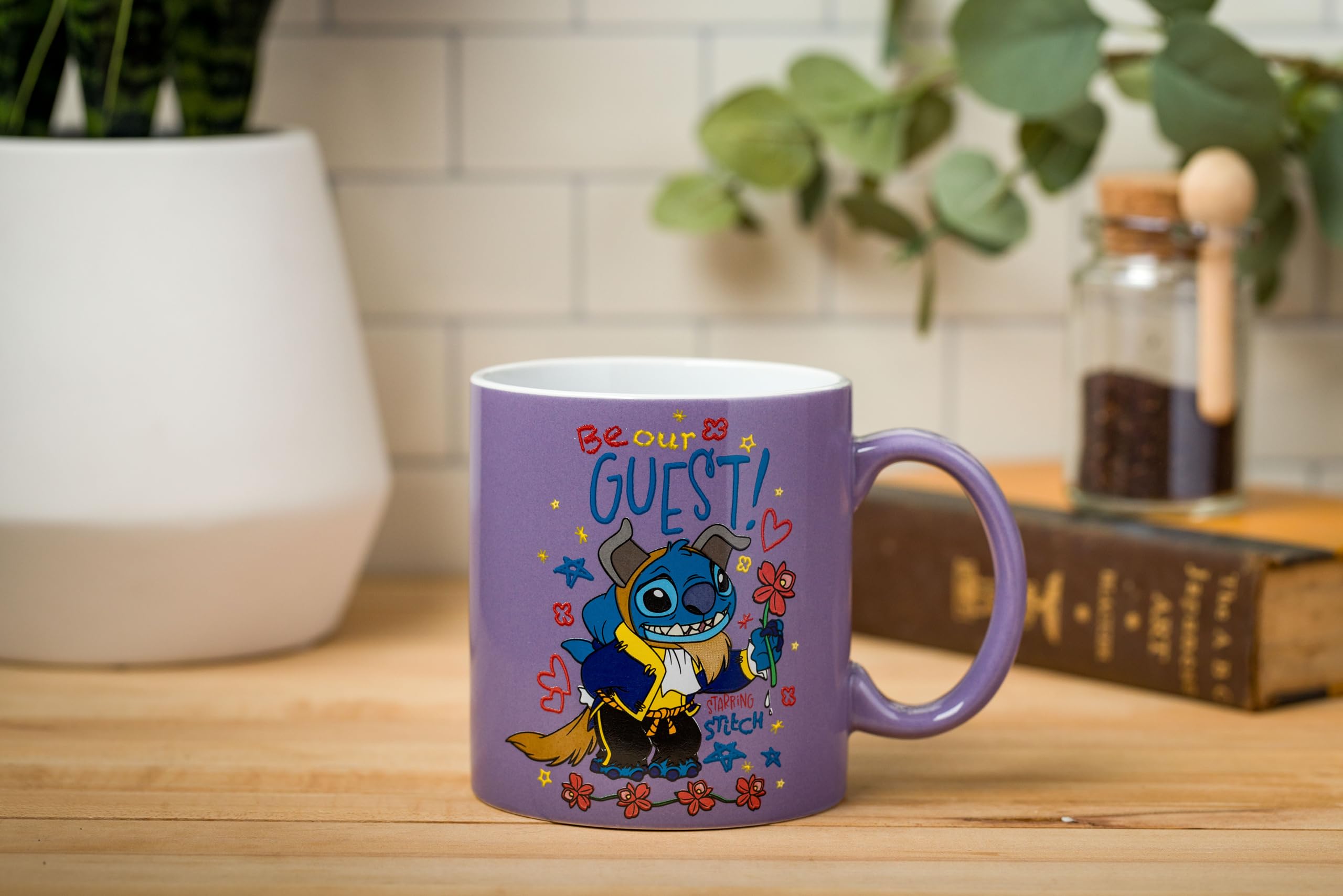 Foto 2 | Taza De Cerámica Silver Buffalo Lilo And Stitch Beast 600 Ml - Venta Internacional.