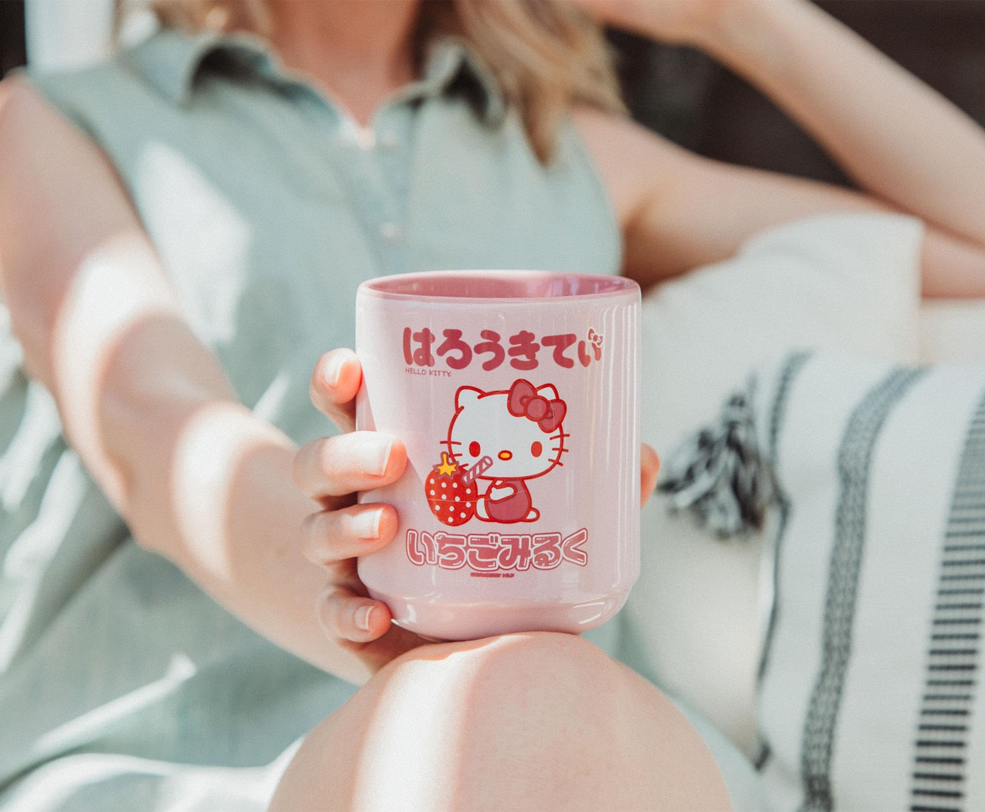 Foto 6 pulgar | Taza De Té Silver Buffalo Sanrio Hello Kitty Fresa Milk 270 Ml - Venta Internacional.