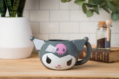 Foto 4 | Taza De Cerámica Silver Buffalo Hello Kitty And Friends Kuromi 600 Ml - Venta Internacional.