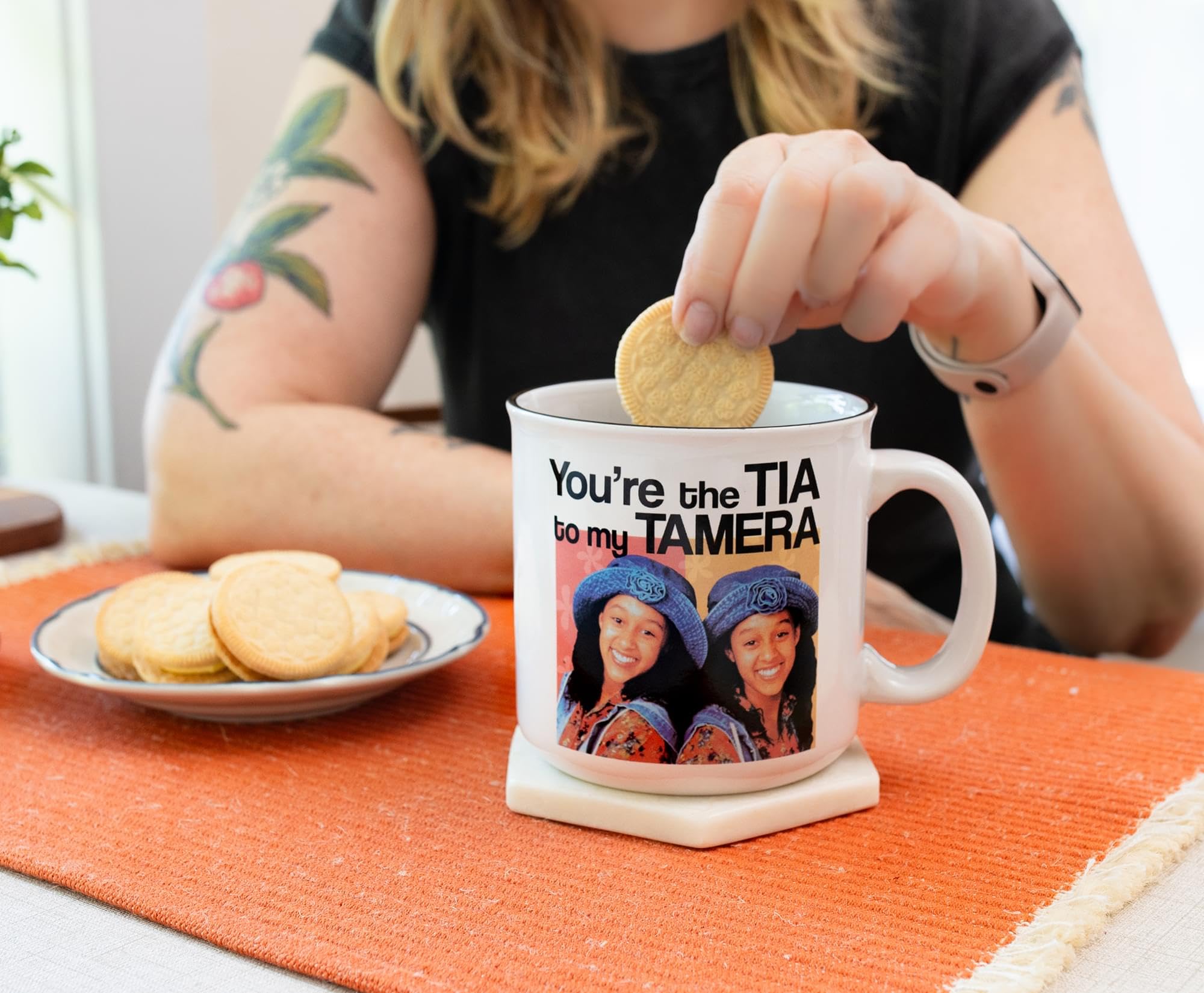 Foto 7 | Taza De Café Silver Buffalo Sister Tia To My Tamera 600 Ml - Venta Internacional.