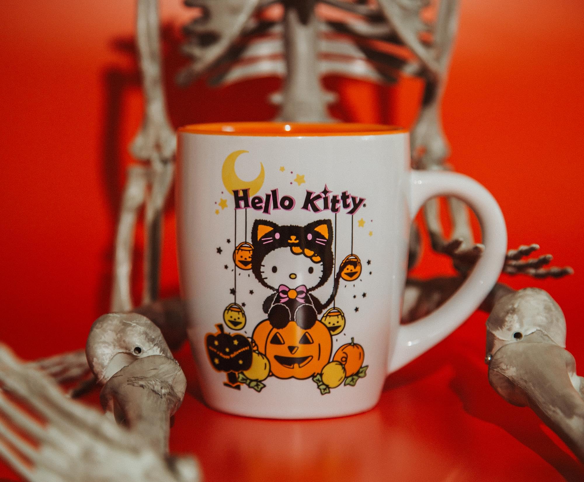 Foto 7 | Taza Con Leche Silver Buffalo Sanrio Hello Kitty Pumpkin  600 Ml - Venta Internacional.