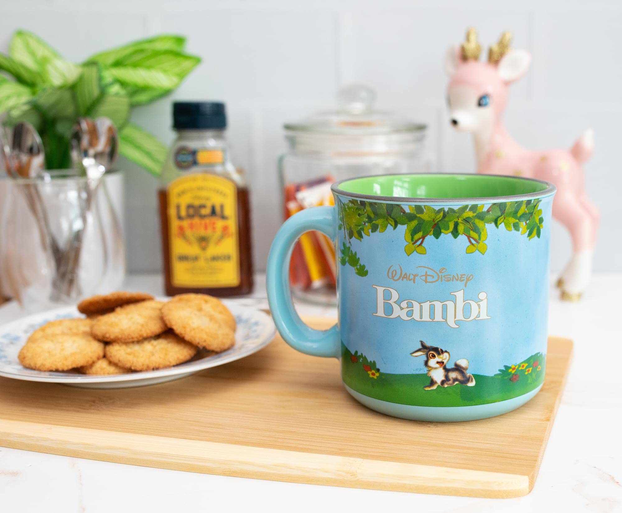 Foto 3 | Taza Camper Disney Bambi Meadow Scene De Cerámica  600 Ml  Sin Bpa - Venta Internacional.