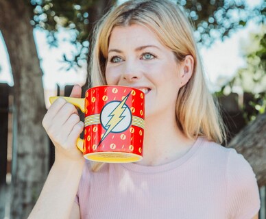 Foto 5 | Taza De Cerámica Silver Buffalo Dc Comics Flash Stripes 590ml - Venta Internacional.