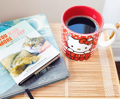 Foto 6 | Taza Plateada Buffalo Hello Kitty Con Lunares Y Rayas 590 Ml - Venta Internacional.