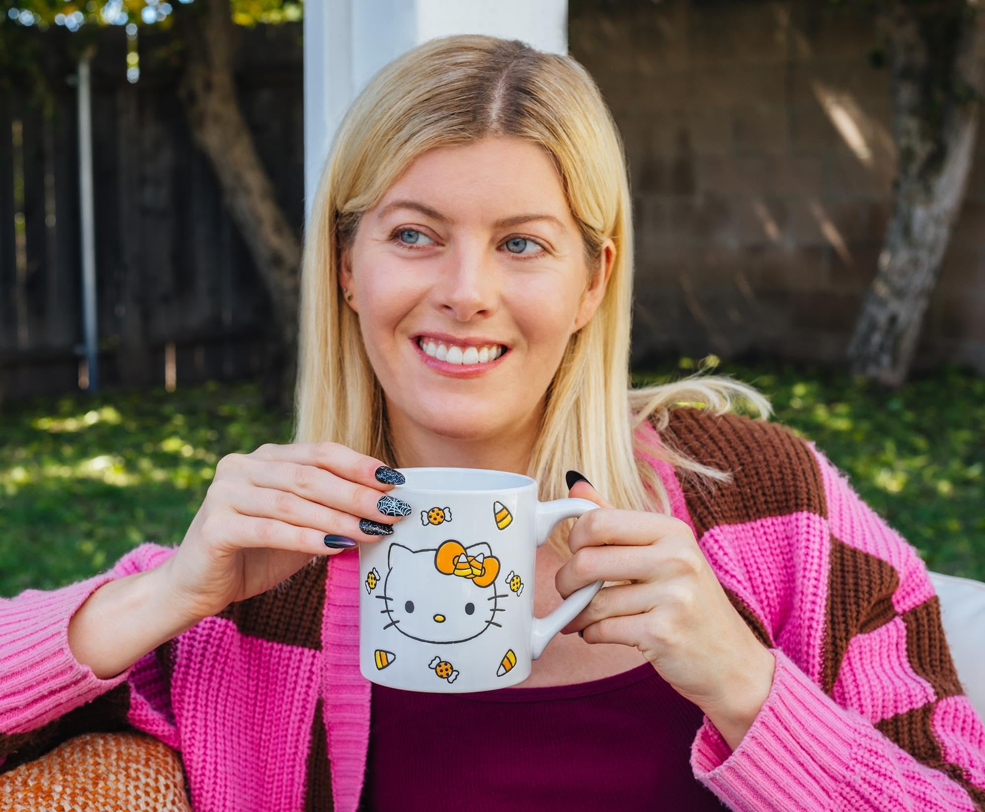 Foto 8 pulgar | Taza Silver Buffalo Sanrio Hello Kitty Candy Corn 414 Ml - Venta Internacional.