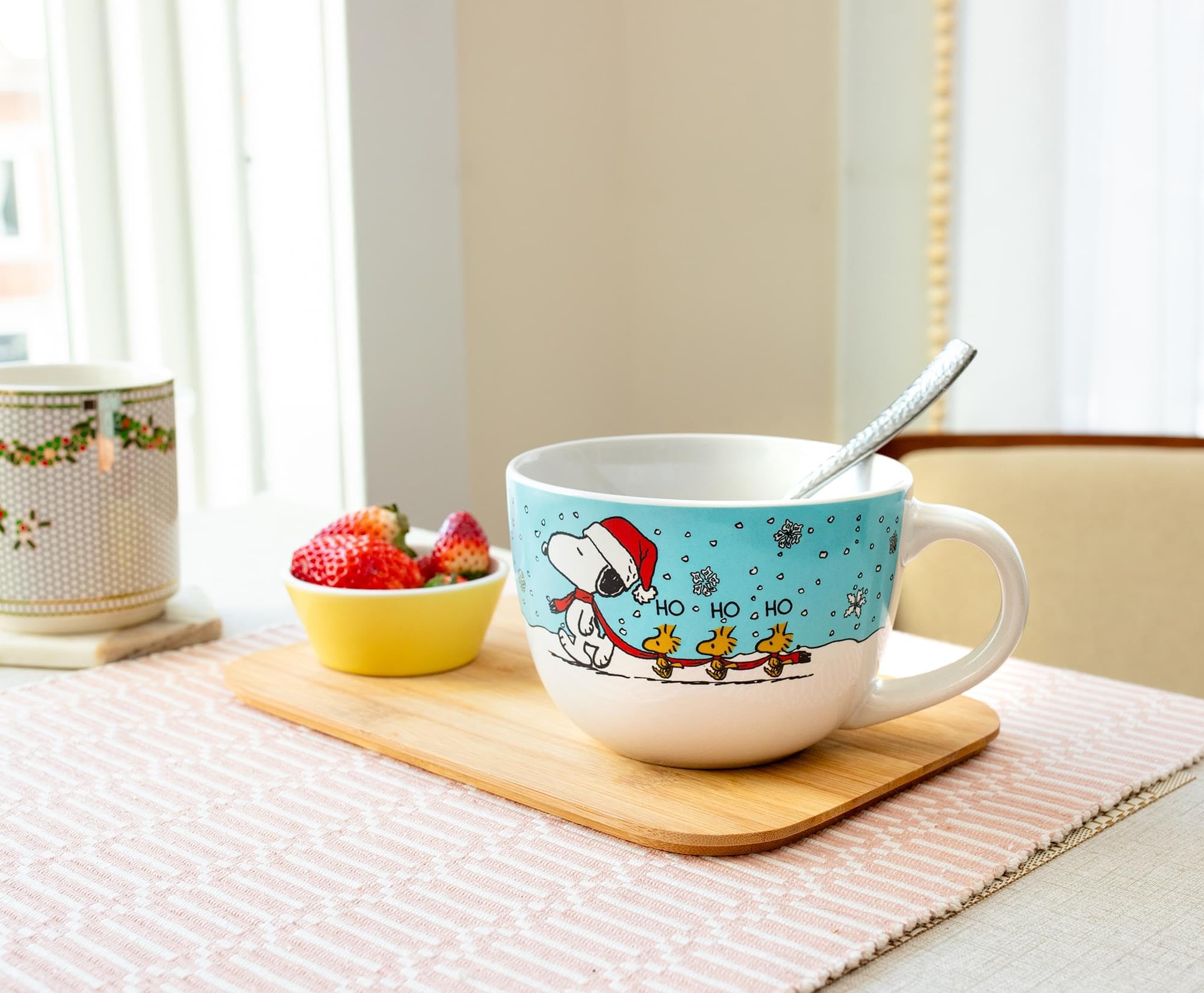 Foto 7 | Taza De Sopa Silver Buffalo Peanuts Snoopy Woodstock 700 Ml - Venta Internacional.