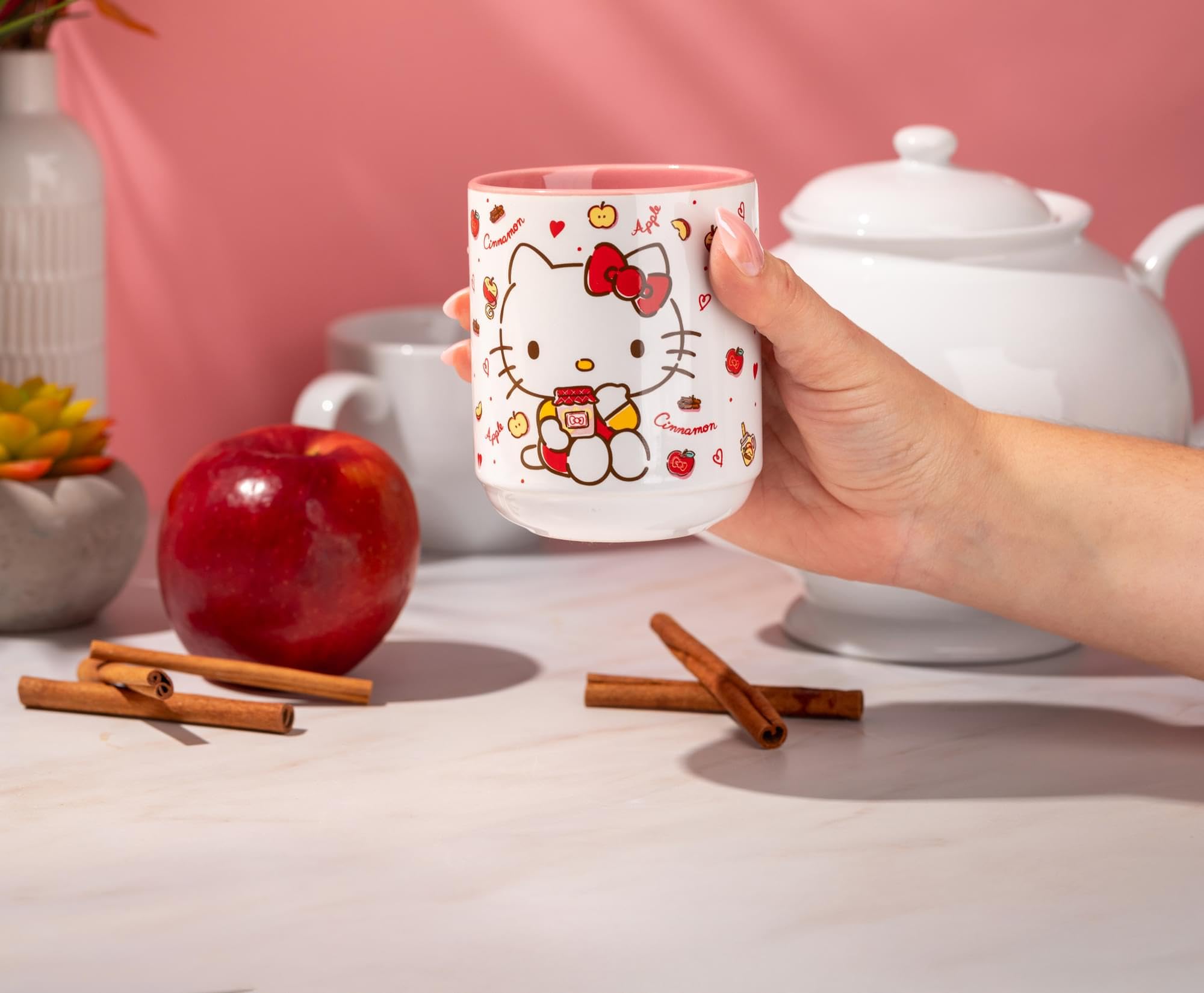 Foto 5 | Taza De Té Silver Buffalo Sanrio Hello Kitty Cinnamon Apples - Venta Internacional.