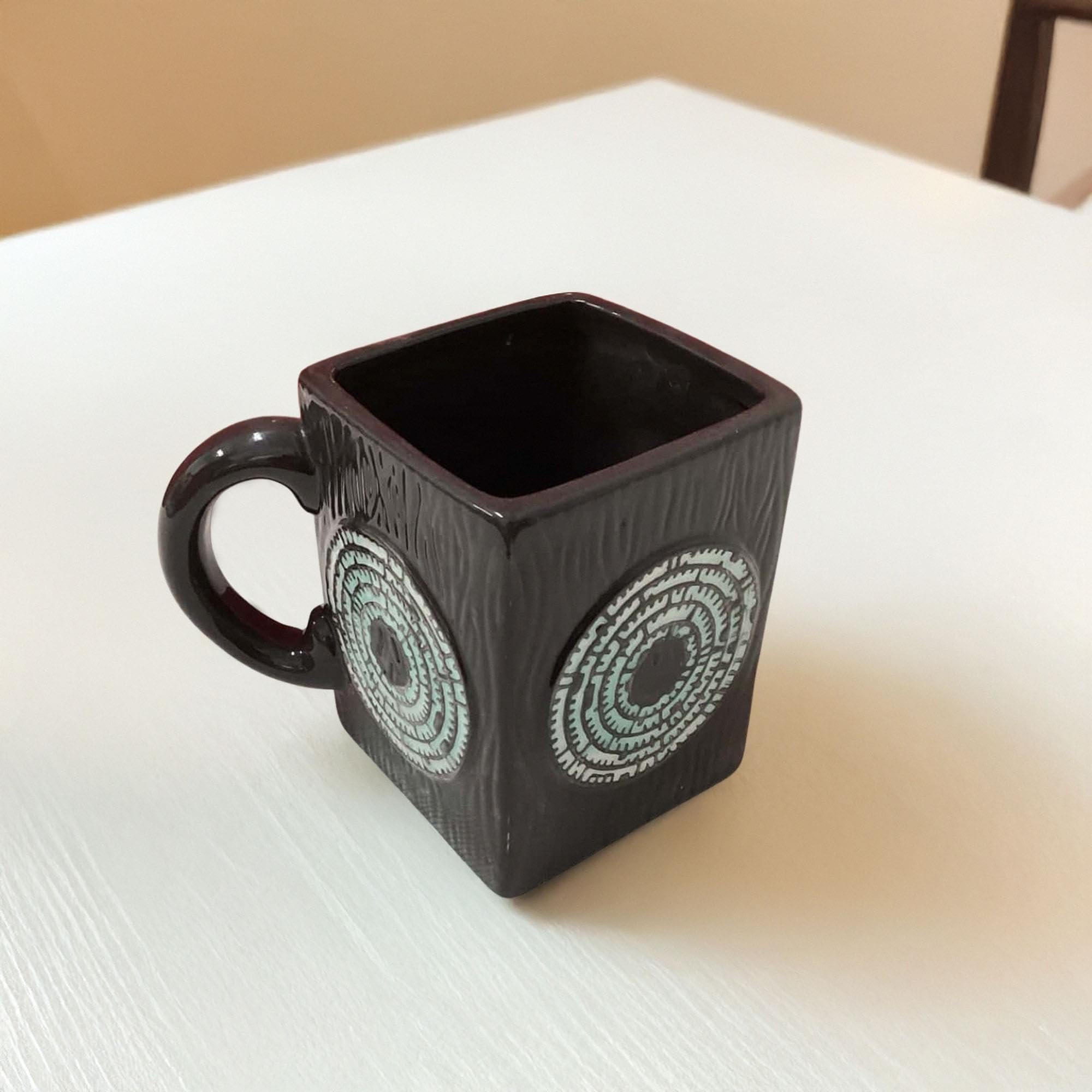 Foto 4 pulgar | Taza De Cerámica Underground Toys Doctor Who The Pandórica 325ml - Venta Internacional.
