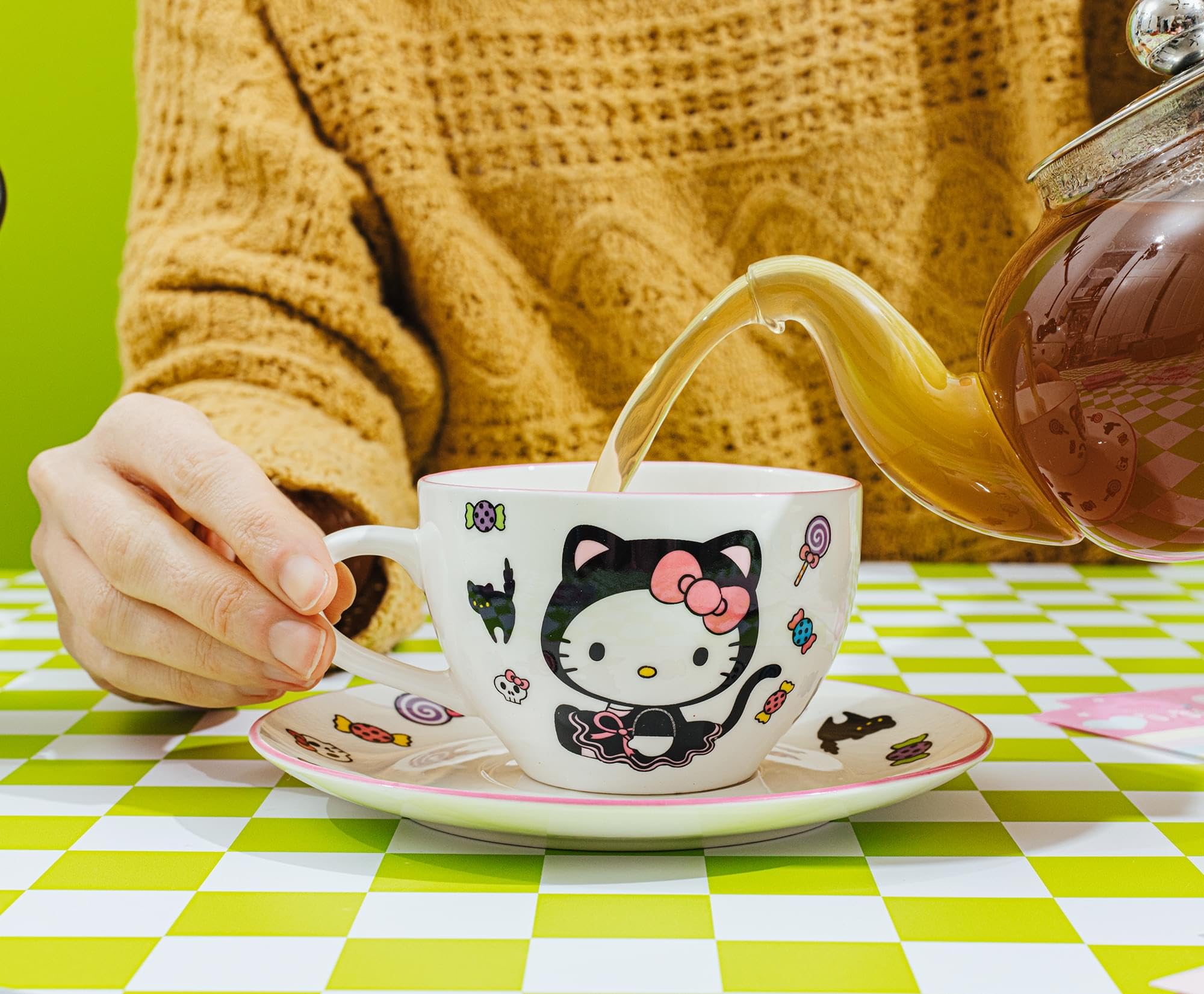 Foto 4 pulgar | Set De Taza De Té Y Platillo Hello Kitty Black Cat Bone China  200 Ml - Venta Internacional.