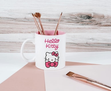 Foto 4 | Taza Superherostuff Hello Kitty Bow De Cerámica Blanco/rosa - Venta Internacional.
