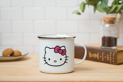 Foto 2 | Taza De Café Silver Buffalo Sanrio Hello Kitty 620ml - Venta Internacional.