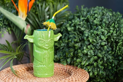 Foto 5 | Taza Geeki Tikis Star Wars Master Yoda 350 Ml Cerámica Oficial - Venta Internacional.