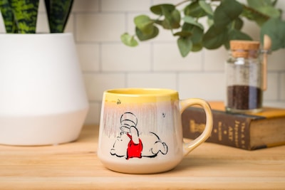 Foto 2 | Taza Silver Buffalo Winnie The Pooh Sweet Like Hunny 400 Ml - Venta Internacional.