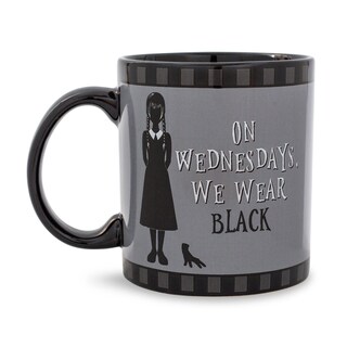 Foto 2 | Taza De Cerámica Silver Buffalo Wednesday We Wear Black 600 Ml - Venta Internacional.