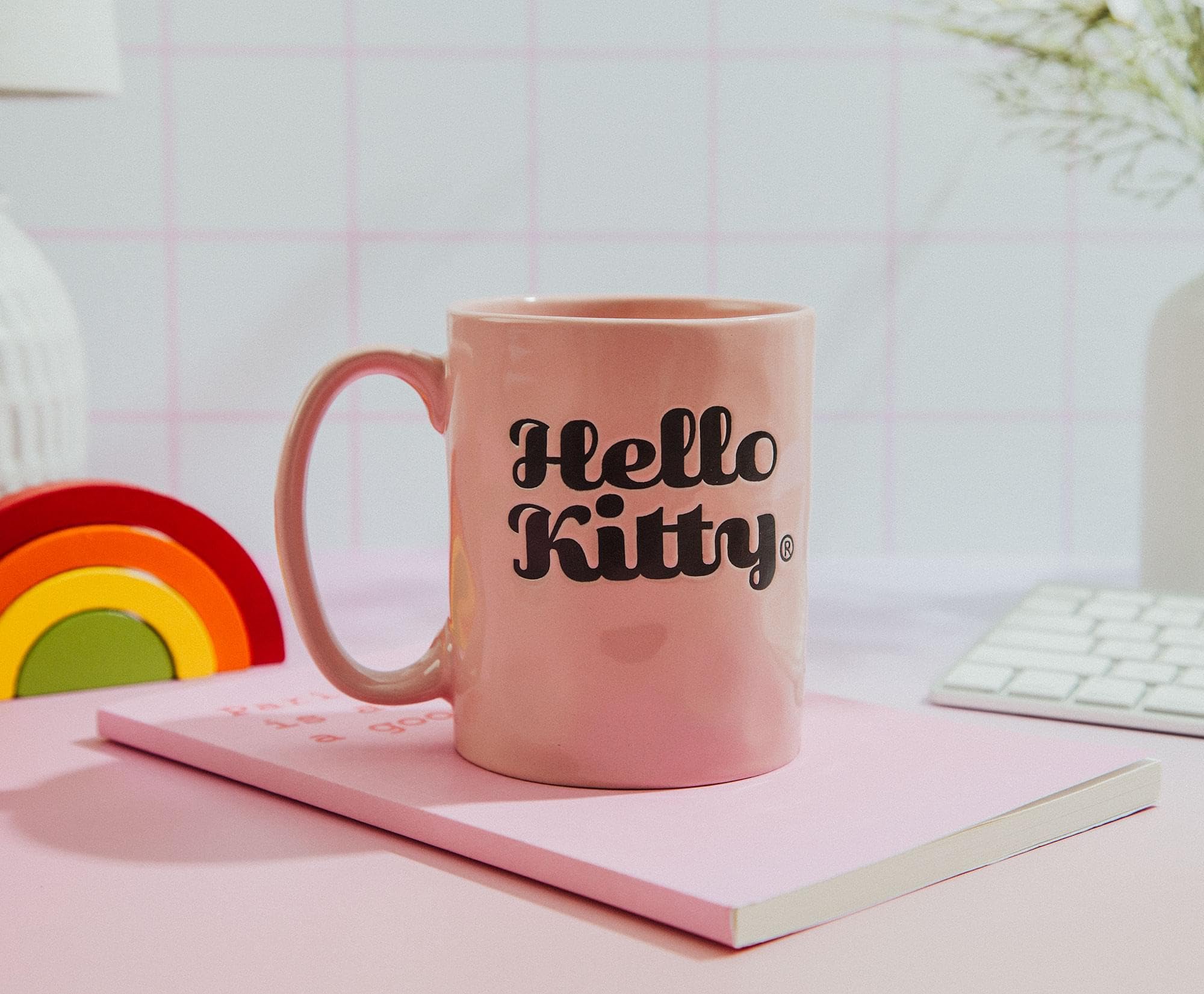 Foto 7 | Taza De Cerámica Toynk Sanrio Hello Kitty Flower Badge 530 Ml - Venta Internacional.