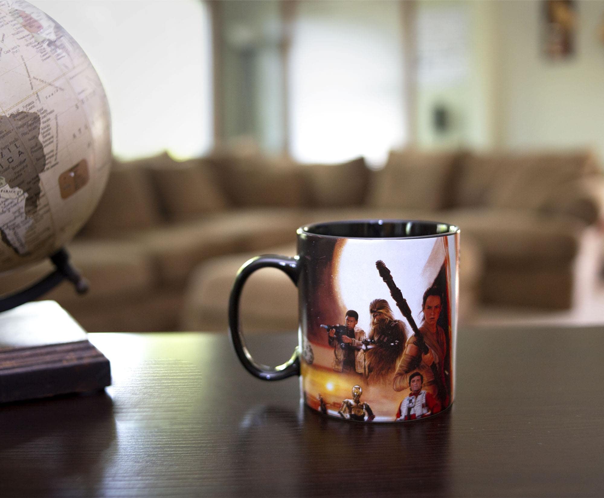 Foto 7 pulgar | Taza Envolvente Con Escena Envolvente De Star Wars El Despertar De La Fuerza  600 Ml - Venta Internacional.