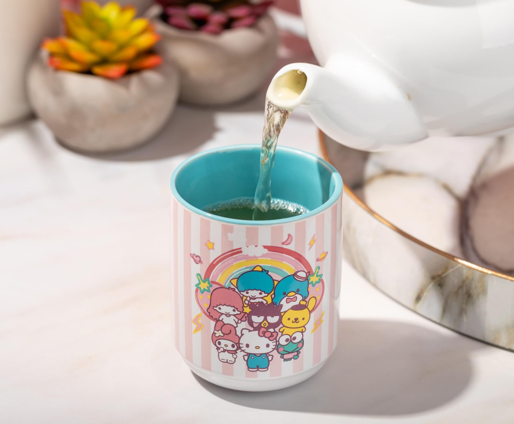 Foto 4 | Taza De Té Silver Buffalo Sanrio Hello Kitty & Friends 350 Ml - Venta Internacional.