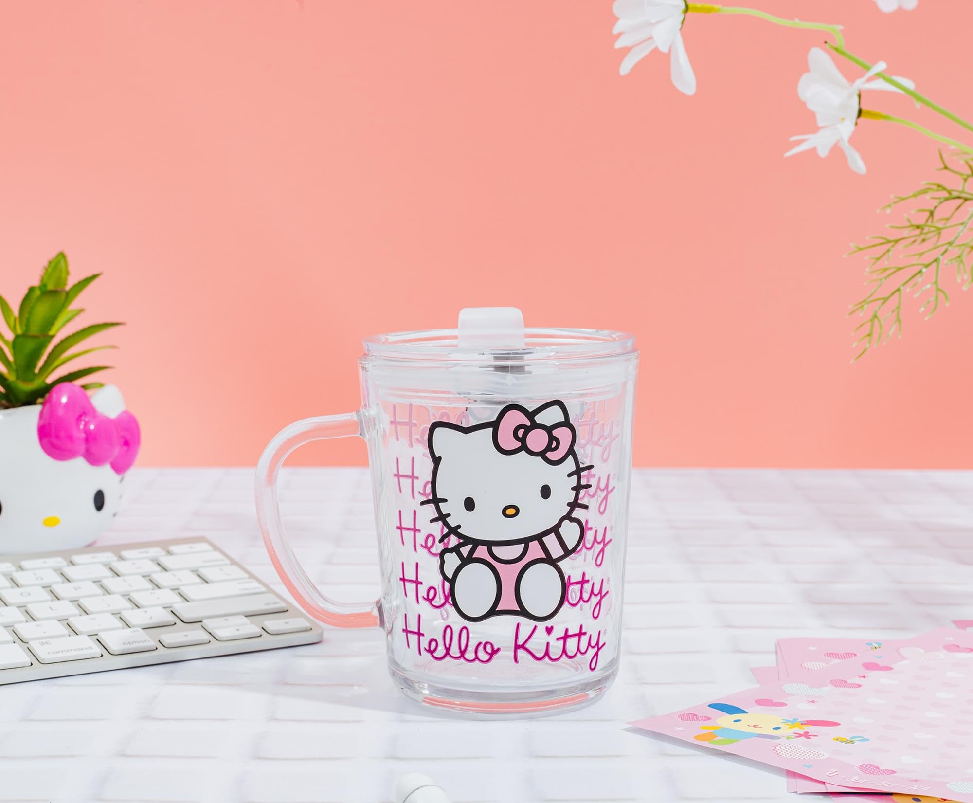 Foto 4 | Taza Hello Kitty Sanrio Pink Outfit De Cristal Con Tapa  400 Ml - Venta Internacional.