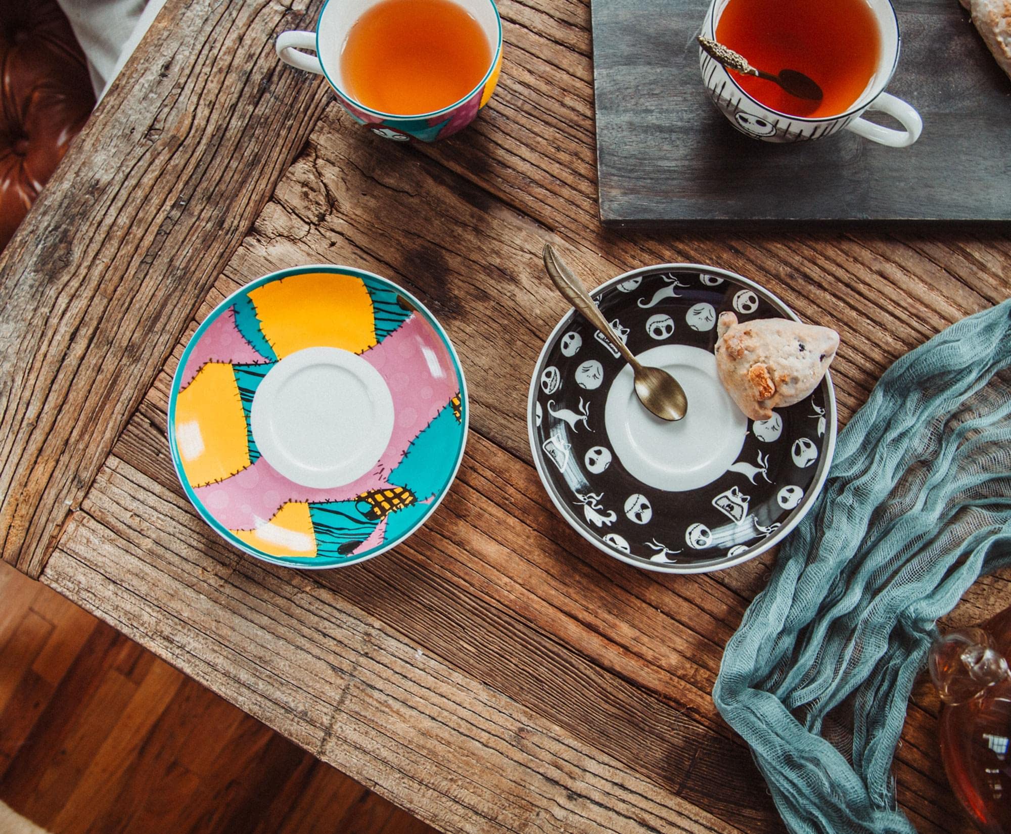 Foto 4 | Set De Tazas De Té Silver Buffalo Disney Nightmare Before Christmas - Venta Internacional.
