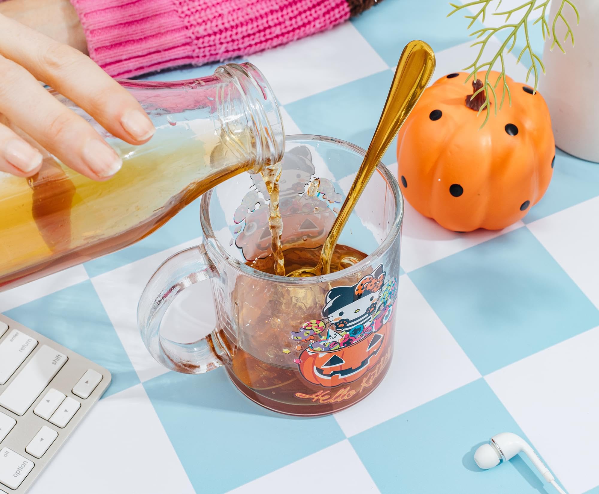 Foto 8 pulgar | Taza De Cristal Silver Buffalo Sanrio Hello Kitty Halloween 530 Ml - Venta Internacional.