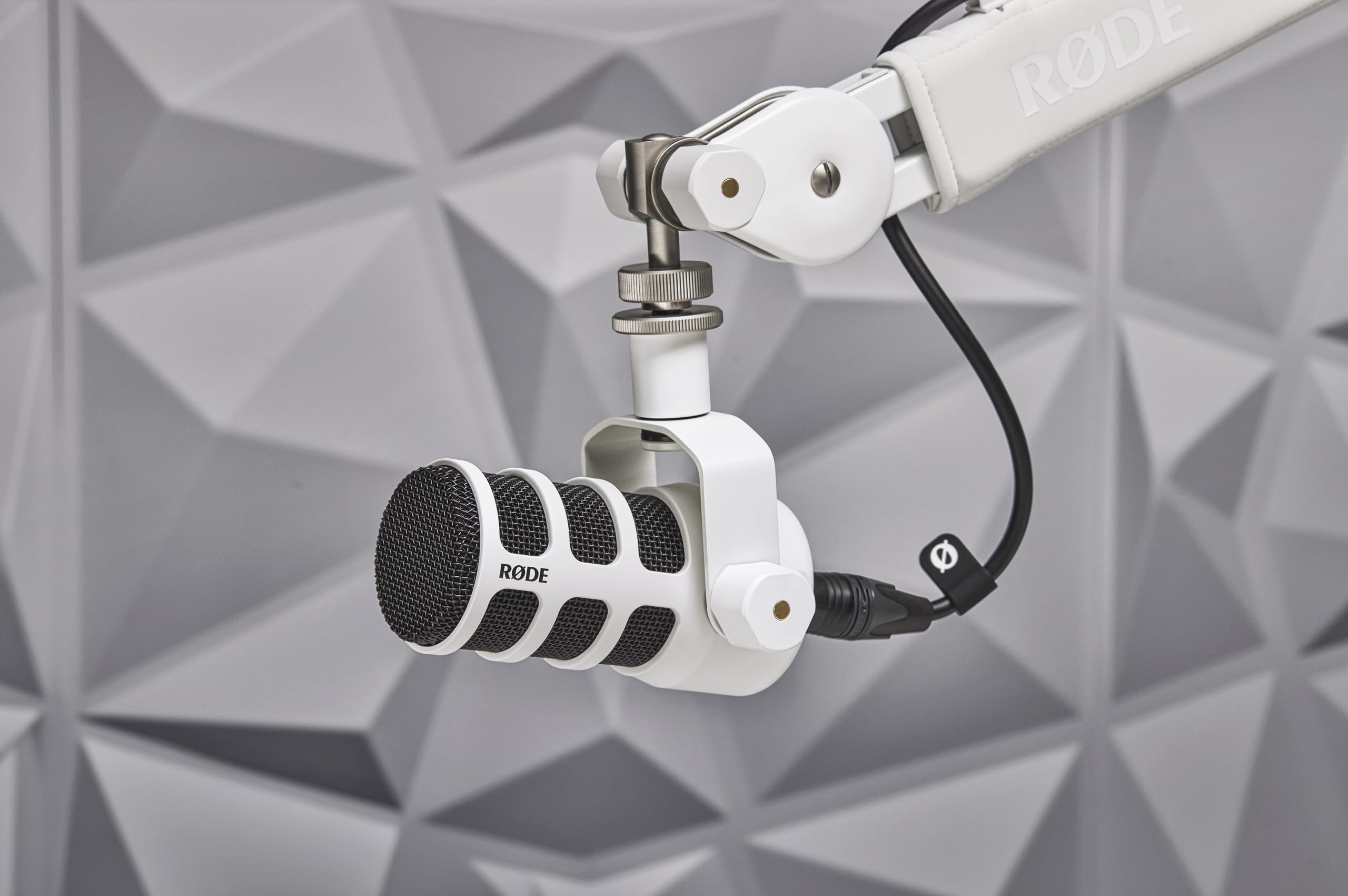 Foto 2 | Micrófono Rode Podmic Cardioid Dynamic Broadcast - Blanco - Venta Internacional.