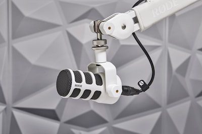 Foto 2 | Micrófono Rode Podmic Cardioid Dynamic Broadcast - Blanco - Venta Internacional.