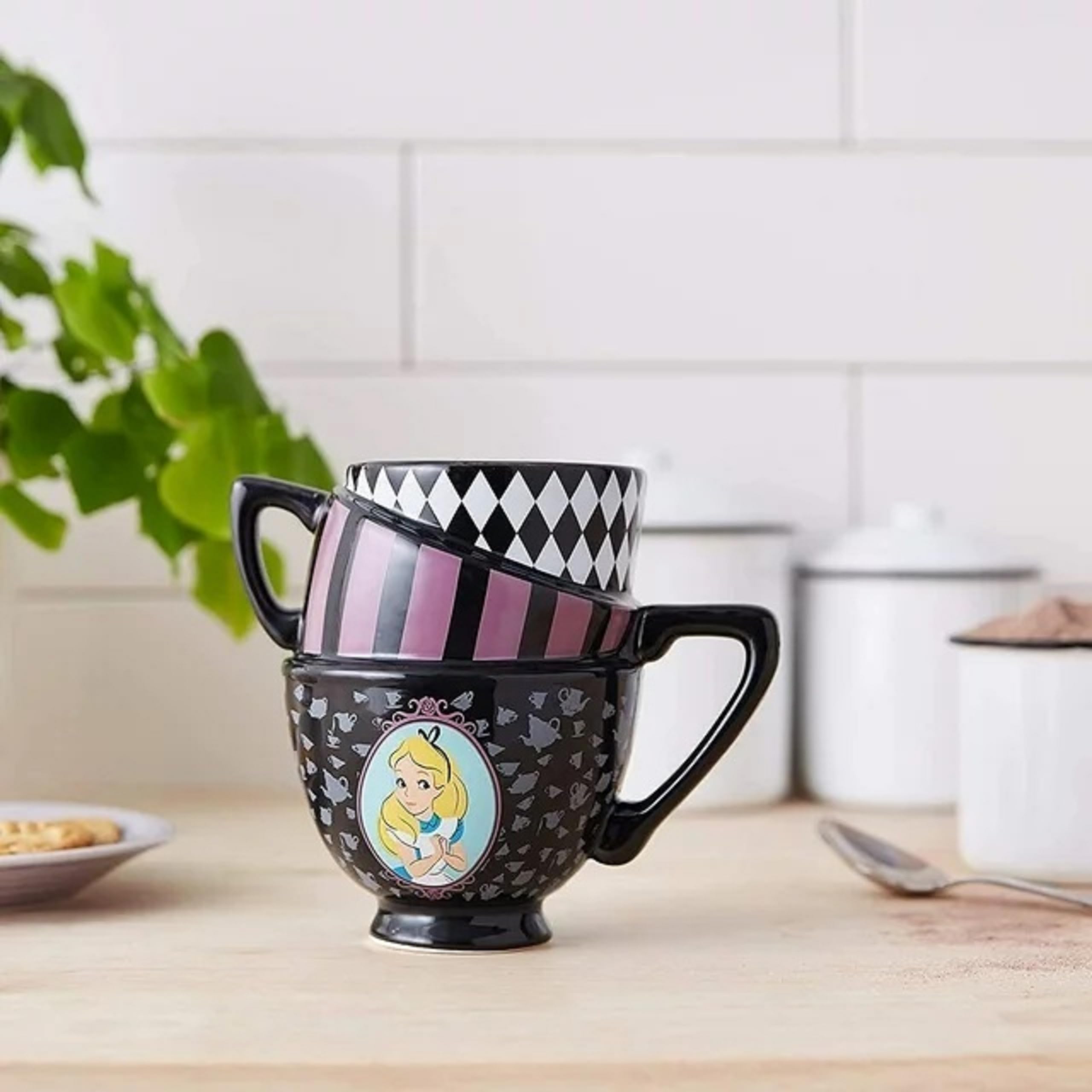 Foto 5 pulgar | Taza De Café Silver Buffalo Disney Alicia En El País De Las Maravillas 600 Ml - Venta Internacional.