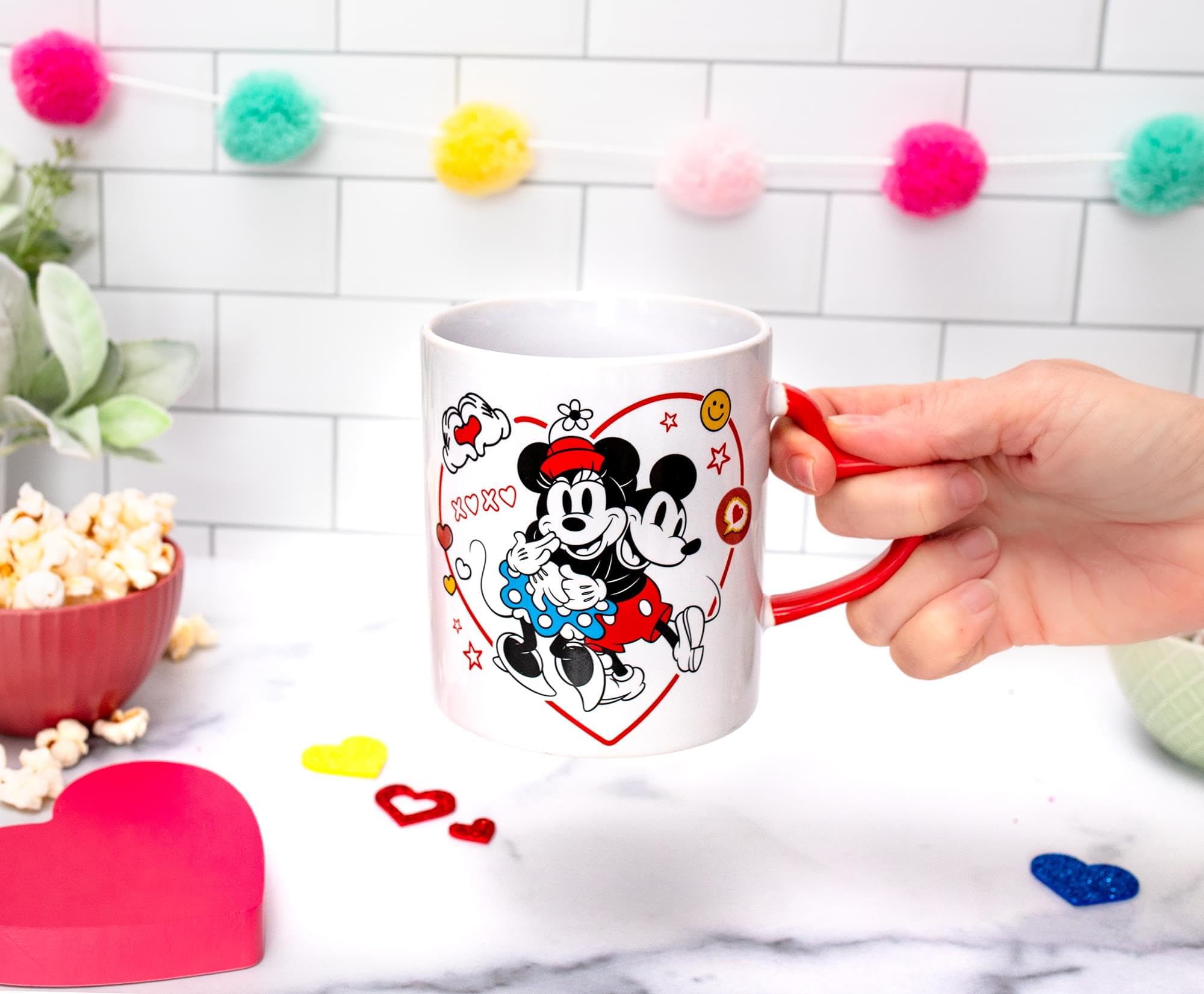 Foto 6 pulgar | Taza De Café Silver Buffalo Disney Mickey Minnie Love 590ml - Venta Internacional.