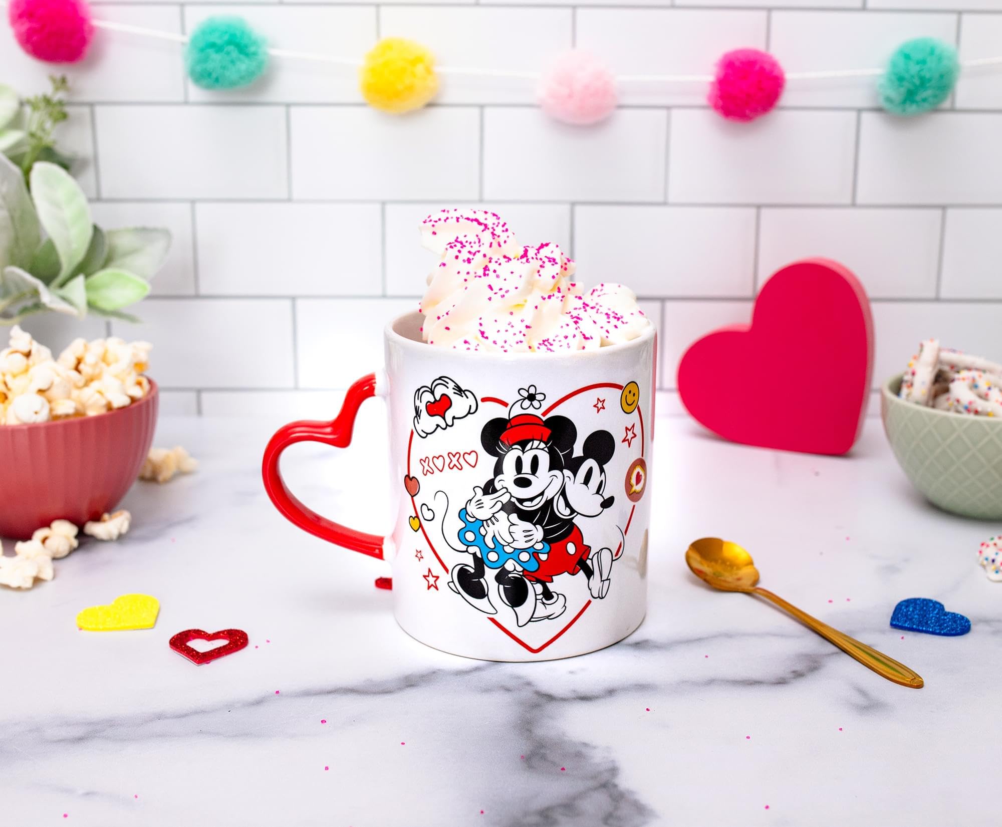 Foto 7 pulgar | Taza De Café Silver Buffalo Disney Mickey Minnie Love 590ml - Venta Internacional.