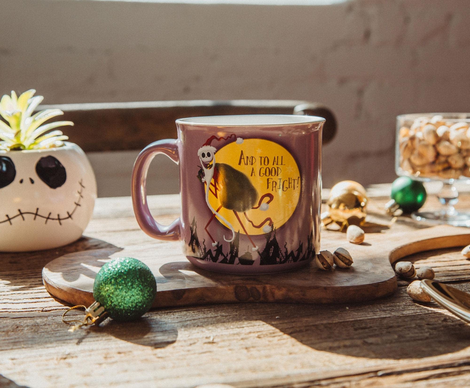 Foto 3 pulgar | Taza De Café Silver Buffalo Nightmare Before Christmas 600 Ml - Venta Internacional.