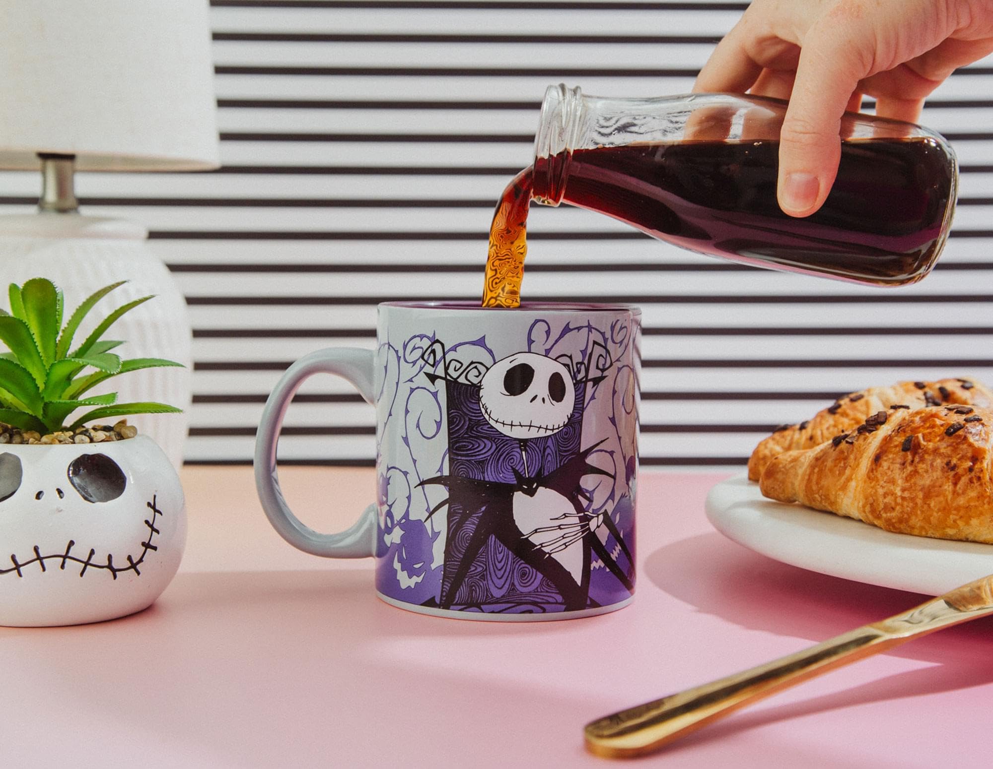 Foto 6 pulgar | Taza De Cerámica Plateada Buffalo Disney Nightmare Before Christmas - Venta Internacional.