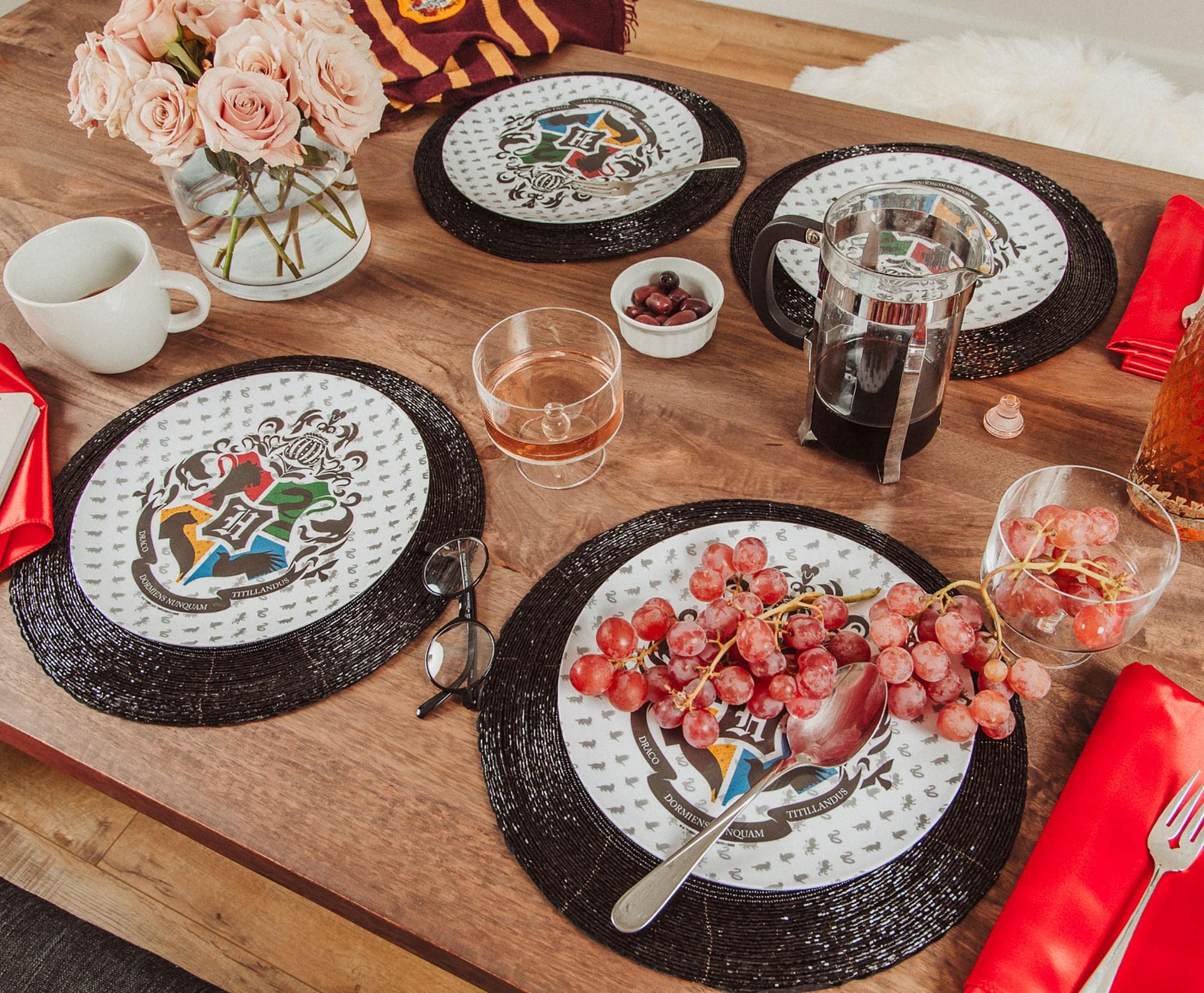 Foto 5 pulgar | Juego De Platos Llanos Con El Escudo De Hogwarts De Harry Potter, 25 Cm, 4 Unidades - Venta Internacional.
