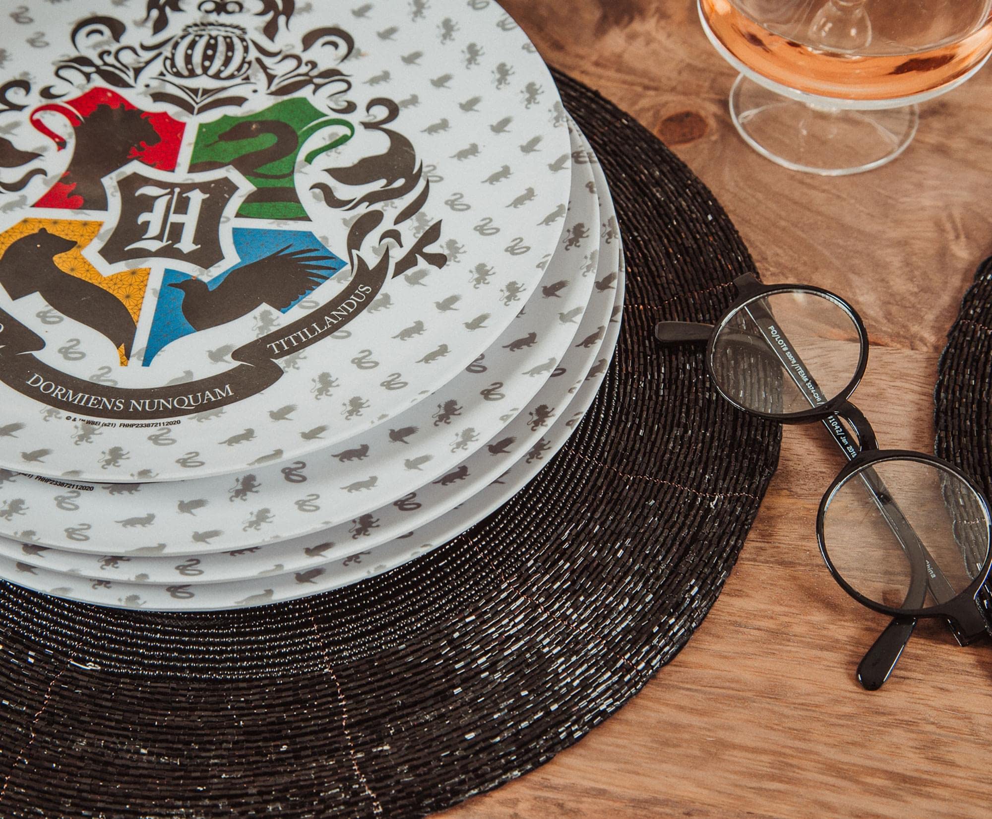 Foto 6 pulgar | Juego De Platos Llanos Con El Escudo De Hogwarts De Harry Potter, 25 Cm, 4 Unidades - Venta Internacional.