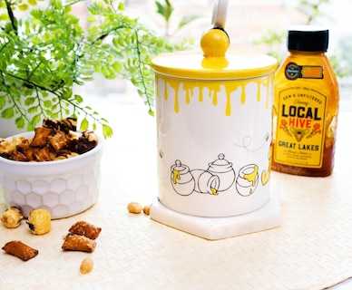Foto 2 | Taza De Cerámica Plateada Buffalo Disney Winnie The Pooh 530 Ml - Venta Internacional.
