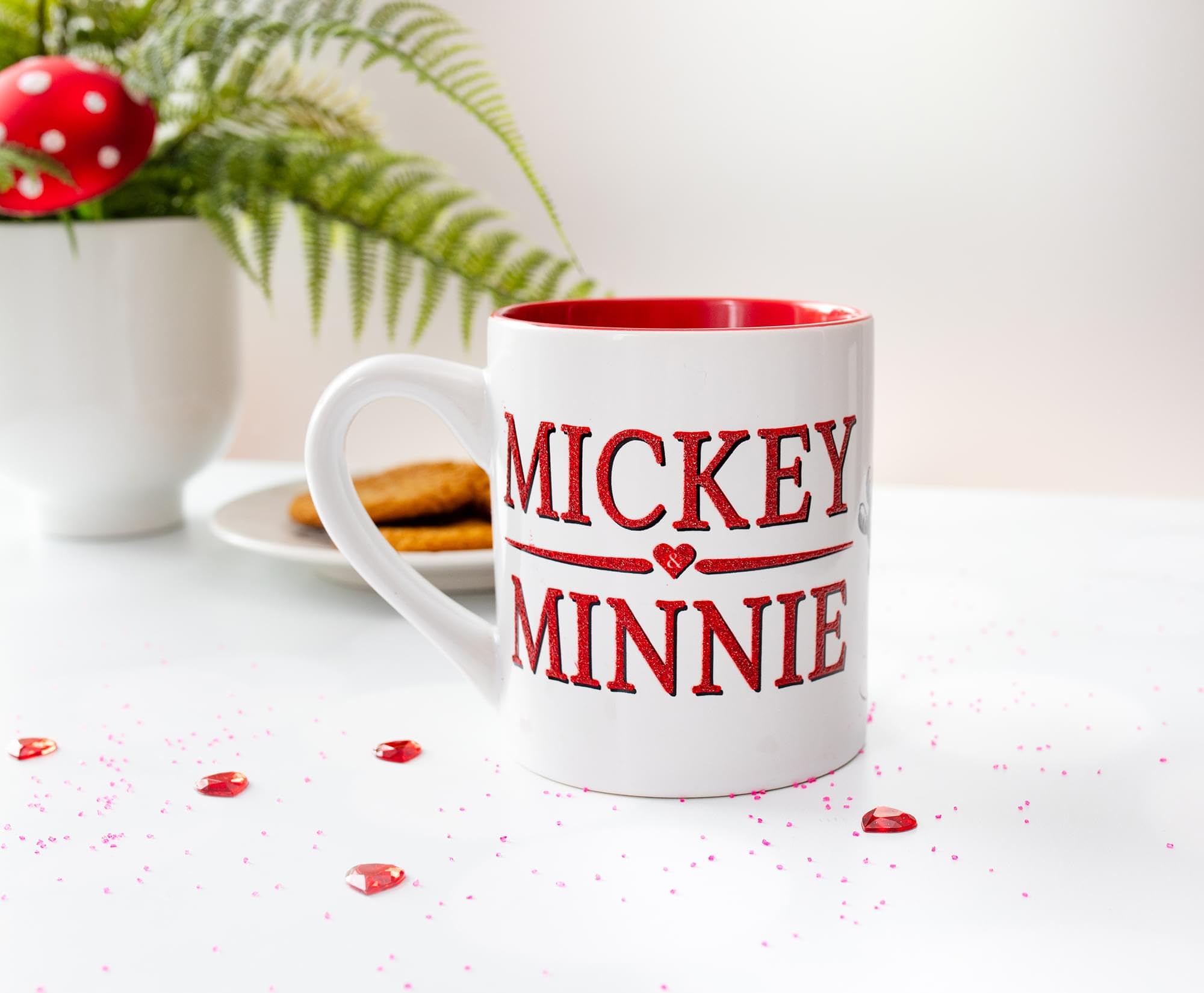 Foto 5 | Taza De Café Silver Buffalo Disney Micky Minnie Heart 414ml - Venta Internacional.