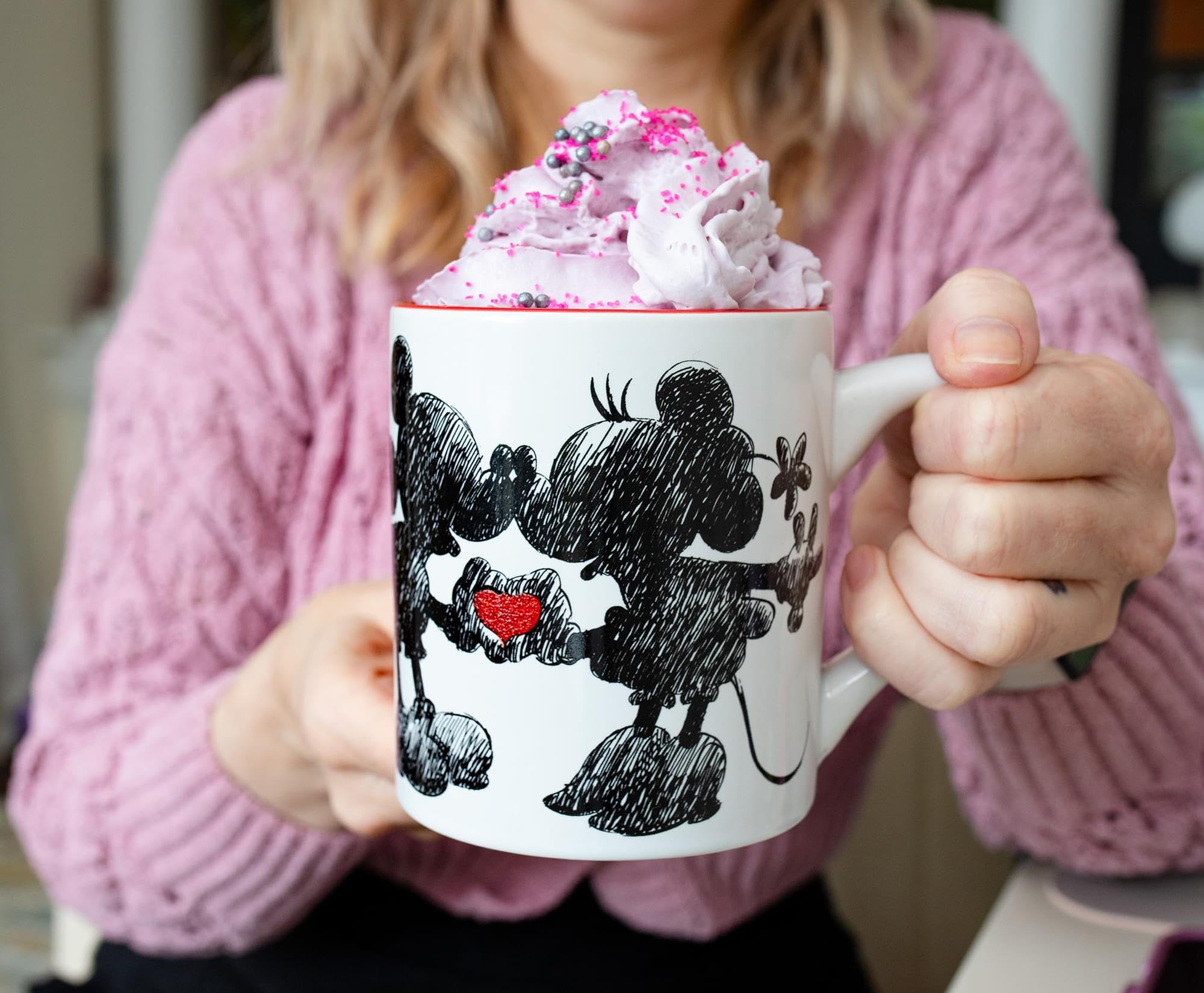 Foto 7 | Taza De Café Silver Buffalo Disney Micky Minnie Heart 414ml - Venta Internacional.