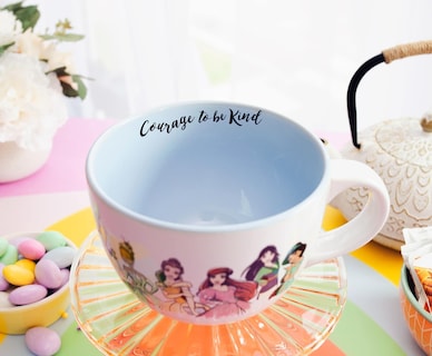 Foto 5 | Taza De Sopa Plateada Con Diseño De Buffalo Disney Princess 710 Ml Cerámica - Venta Internacional.