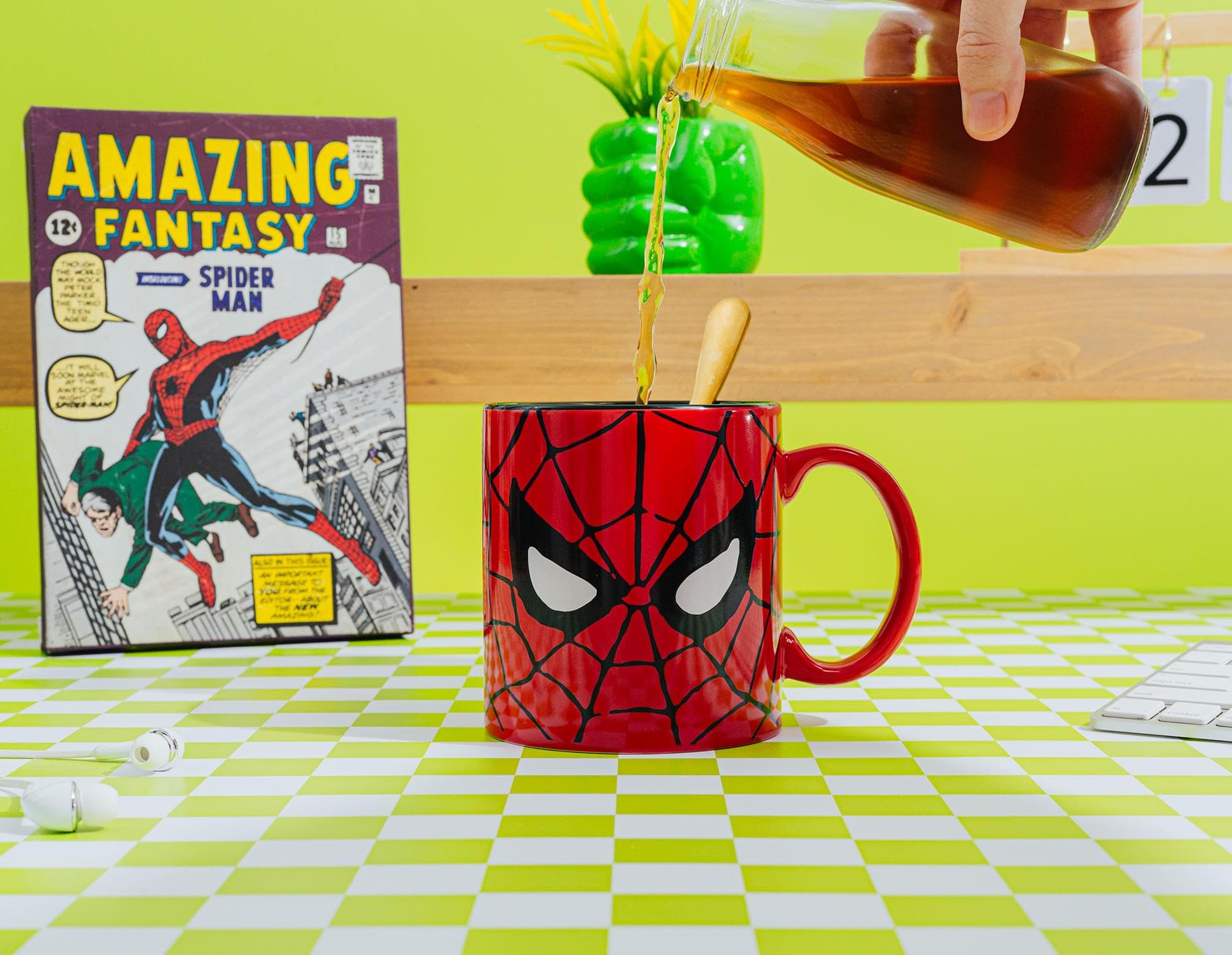 Foto 4 pulgar | Taza De Café Silver Buffalo Marvel Spider-man  600 Ml  Cerámica - Venta Internacional.