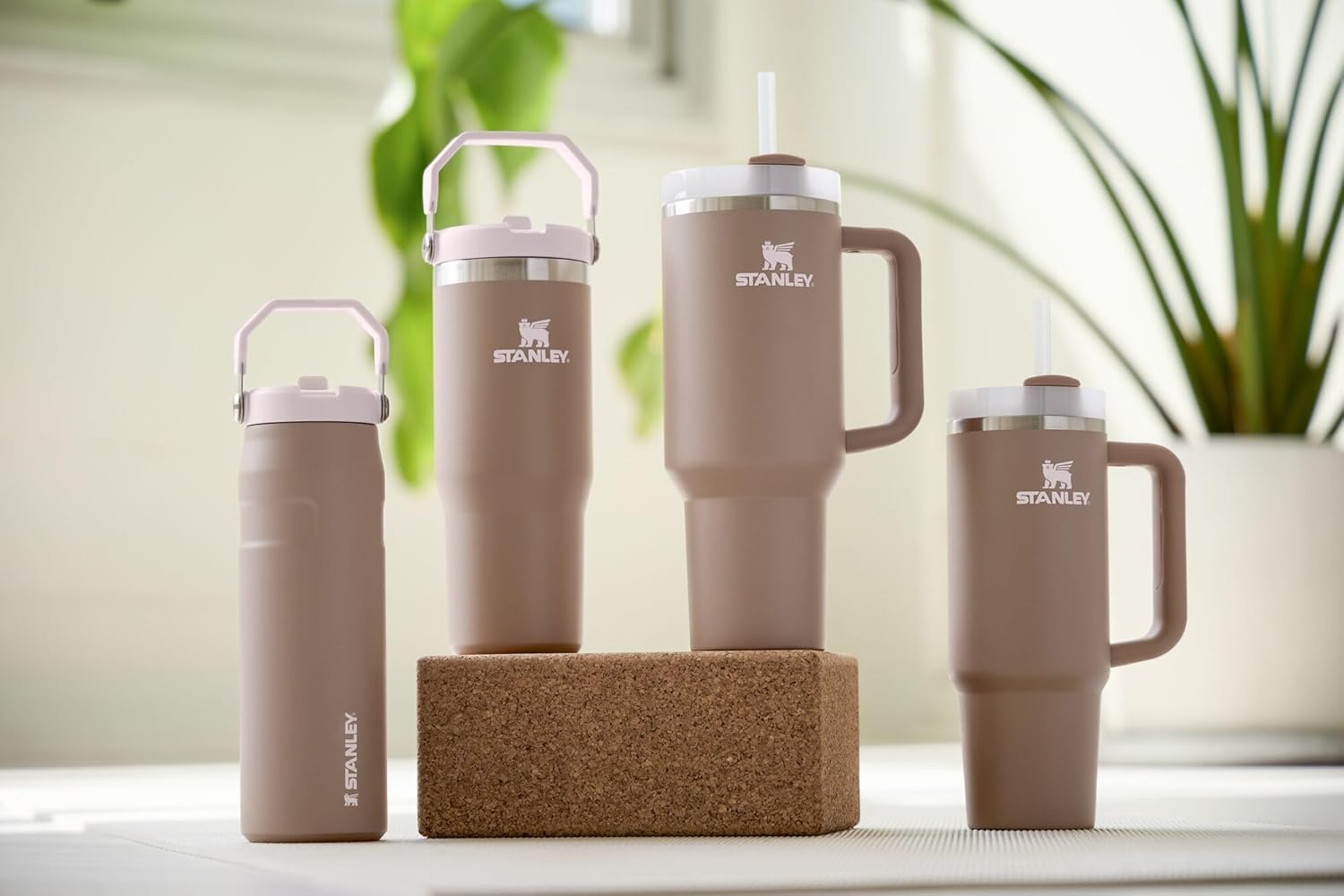 Foto 6 | Vaso Stanley Quencher H2.0 con Mango y Popote 1,18 L - Venta Internacional